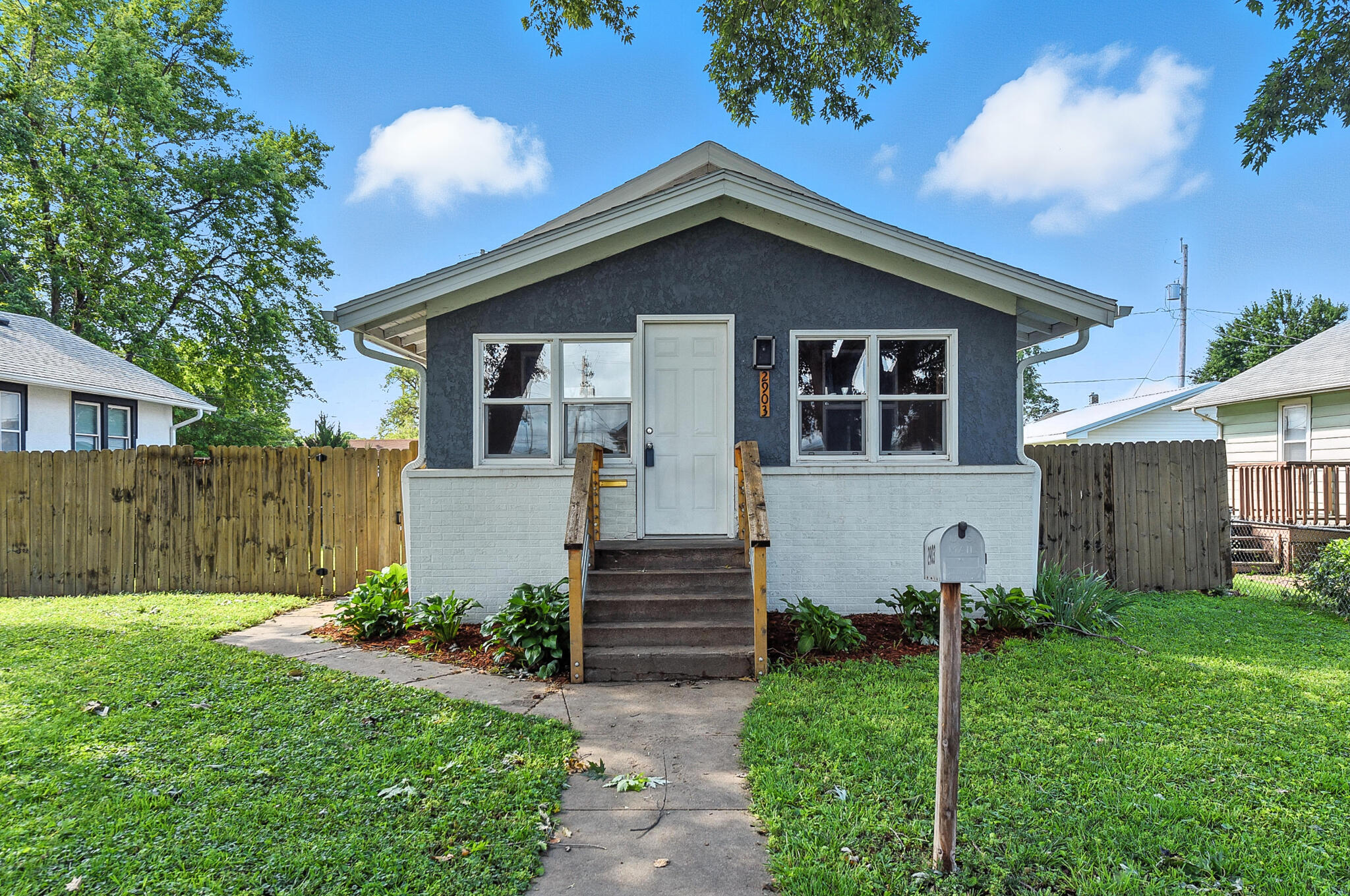 Council Bluffs, Iowa 51501, United States, 2 Bedrooms Bedrooms, ,1 BathroomBathrooms,Residential,Active,207664