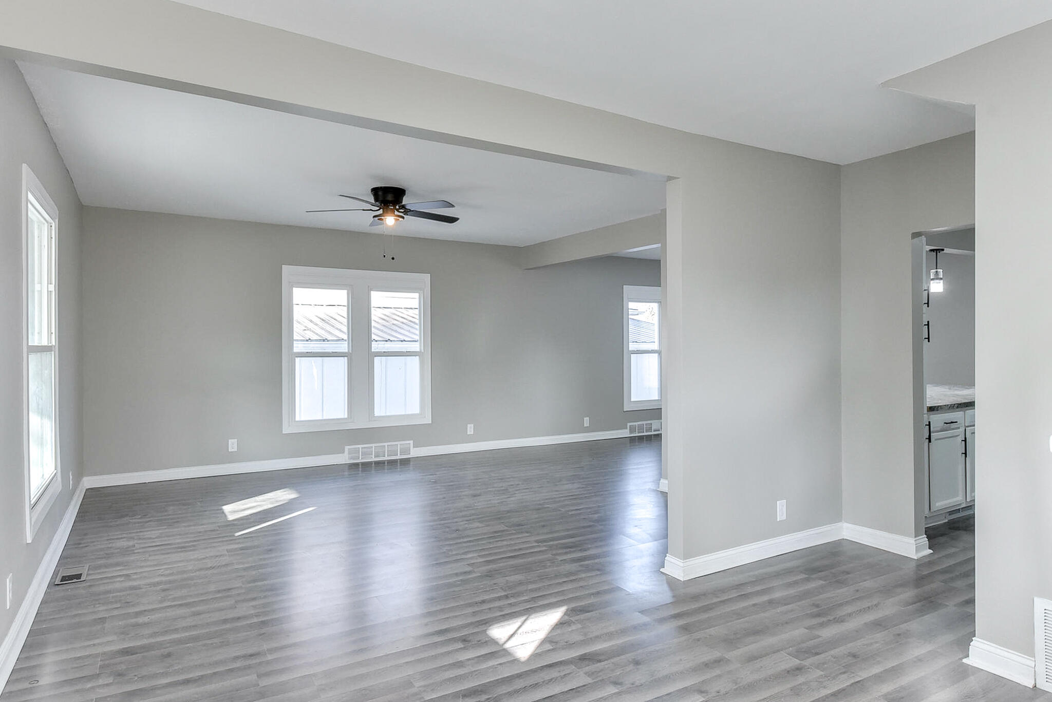 Red Oak, Iowa 51566, United States, 3 Bedrooms Bedrooms, ,2 BathroomsBathrooms,Residential,Pending,48181