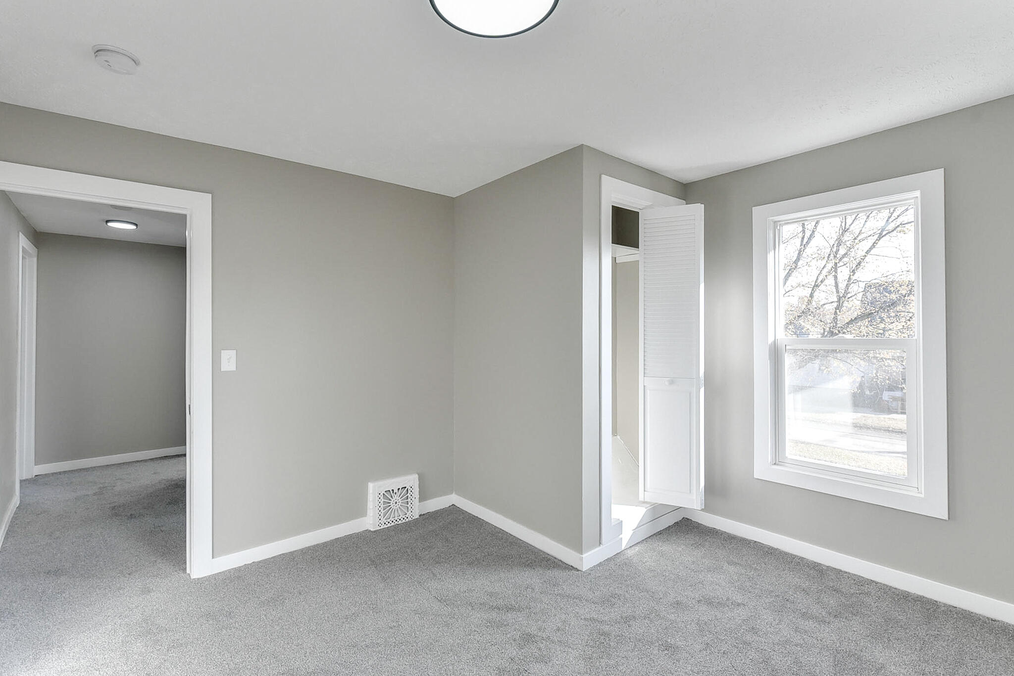 Red Oak, Iowa 51566, United States, 3 Bedrooms Bedrooms, ,2 BathroomsBathrooms,Residential,Pending,48181