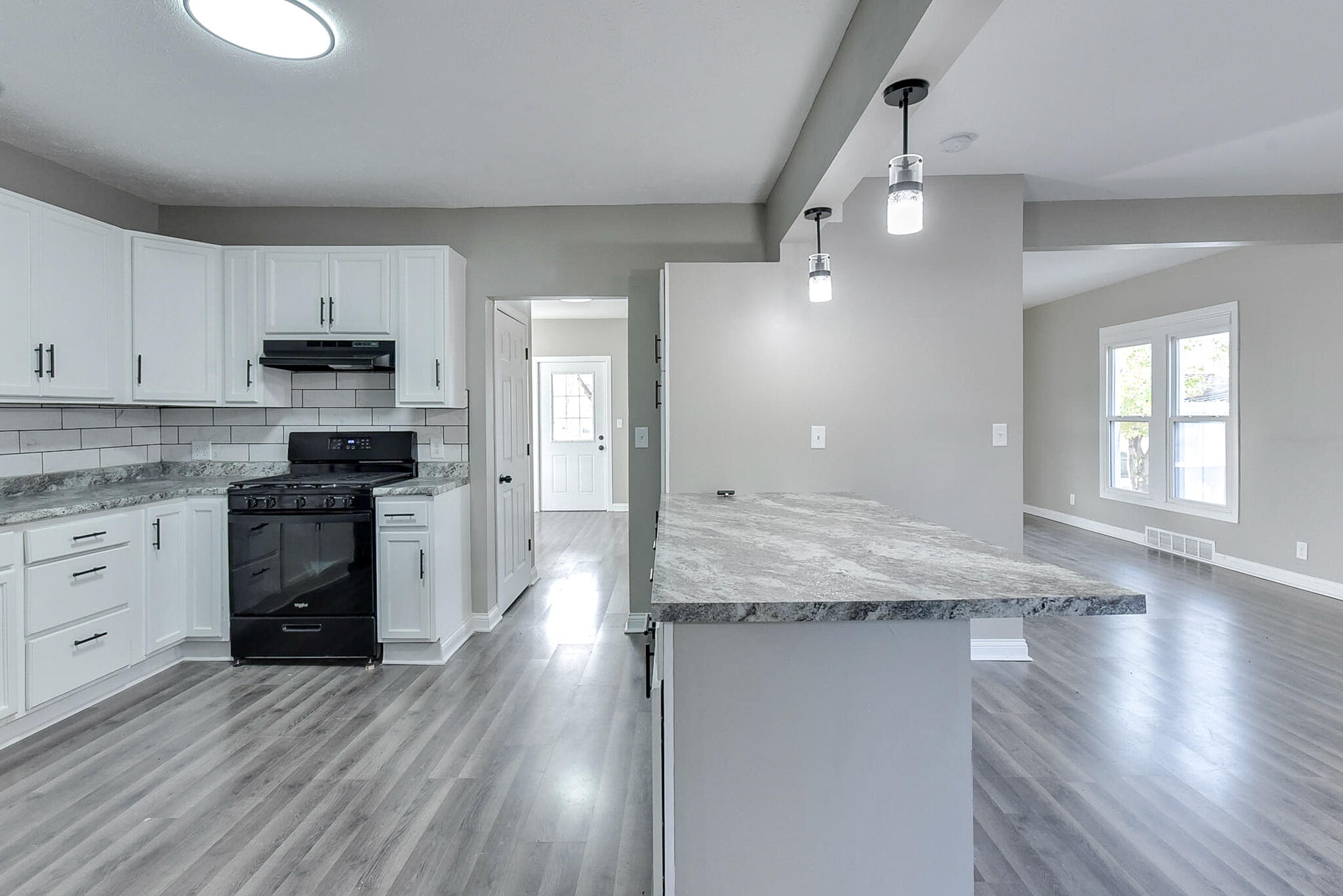 Red Oak, Iowa 51566, United States, 3 Bedrooms Bedrooms, ,2 BathroomsBathrooms,Residential,Pending,48181