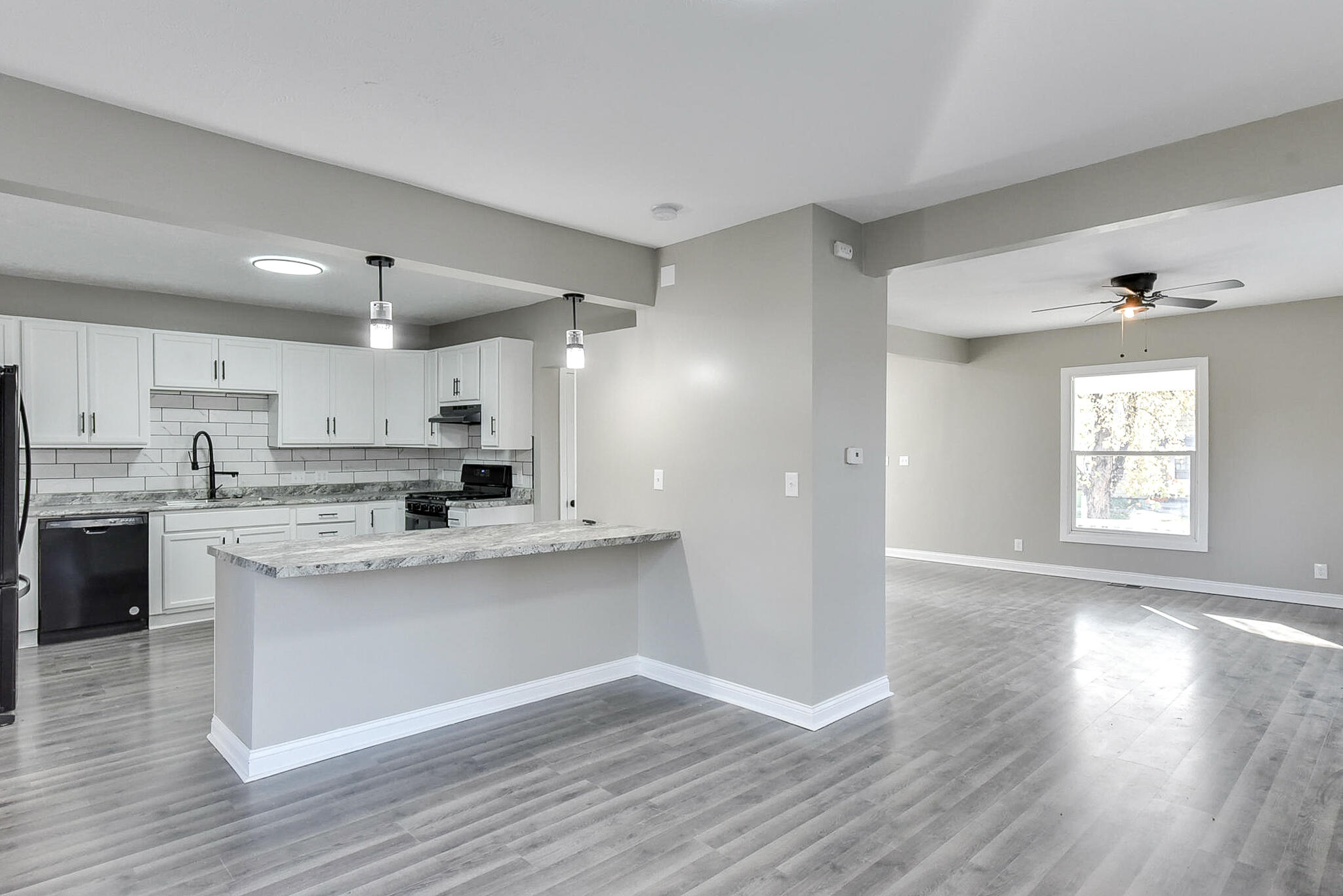 Red Oak, Iowa 51566, United States, 3 Bedrooms Bedrooms, ,2 BathroomsBathrooms,Residential,Pending,48181