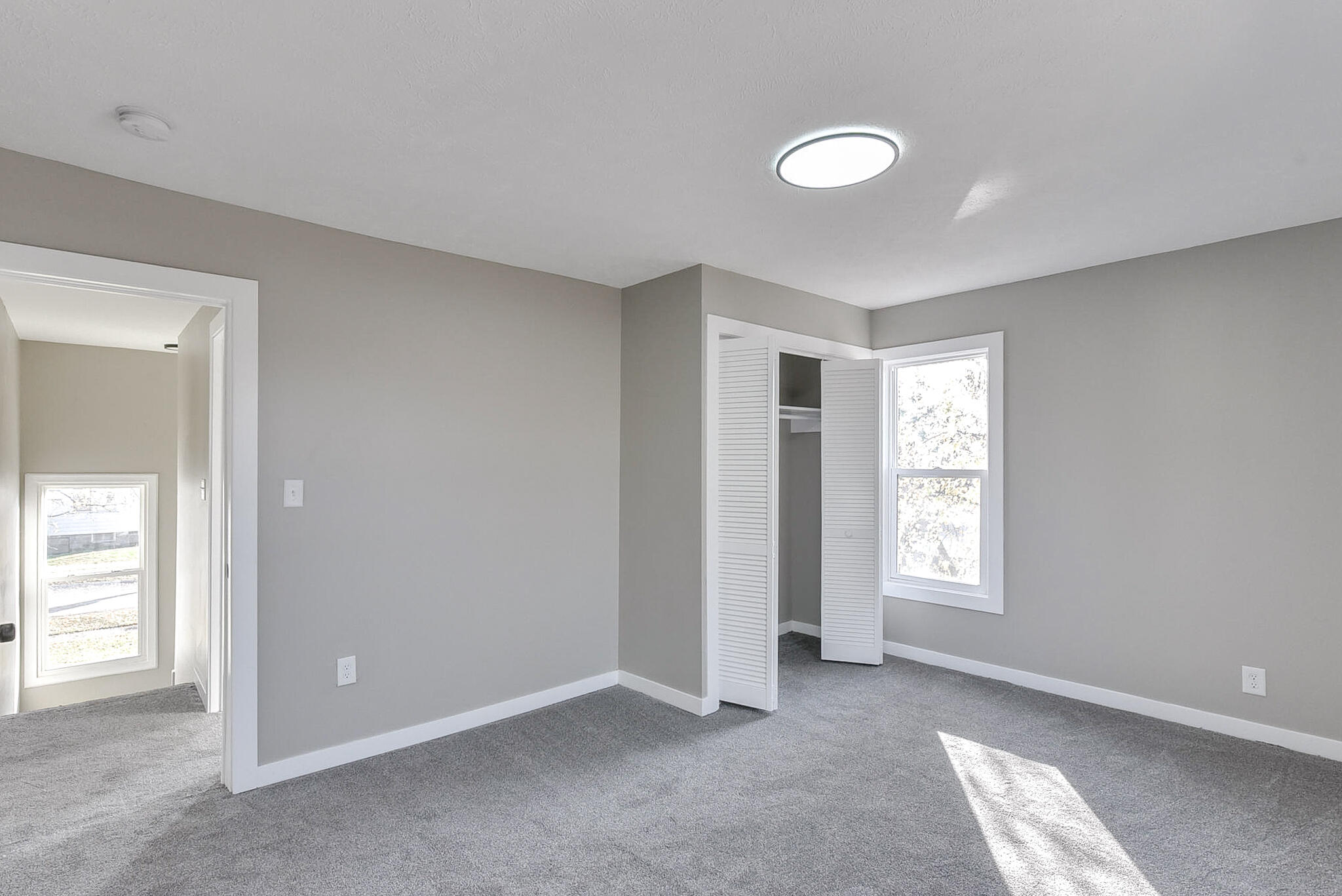 Red Oak, Iowa 51566, United States, 3 Bedrooms Bedrooms, ,2 BathroomsBathrooms,Residential,Pending,48181