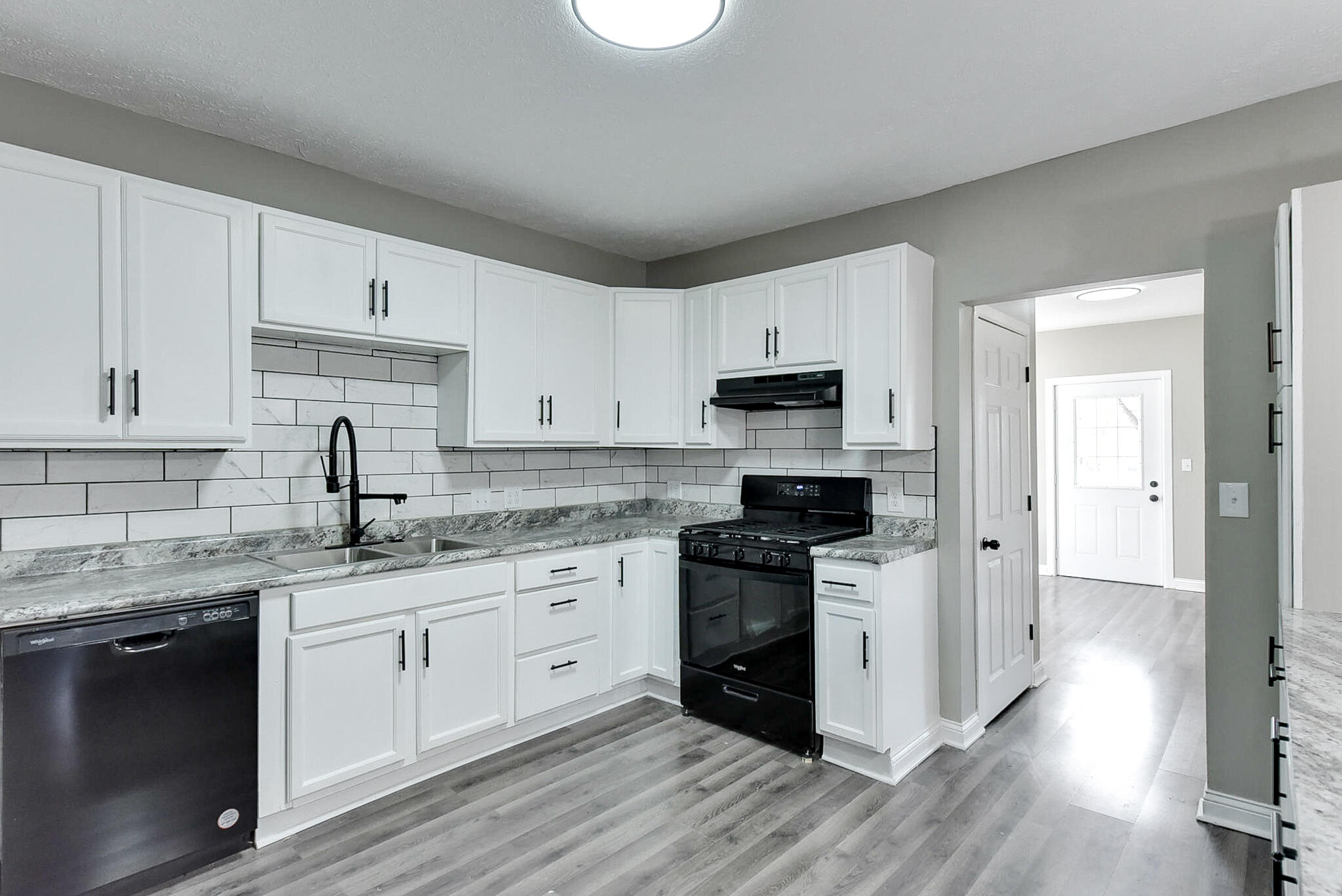 Red Oak, Iowa 51566, United States, 3 Bedrooms Bedrooms, ,2 BathroomsBathrooms,Residential,Pending,48181