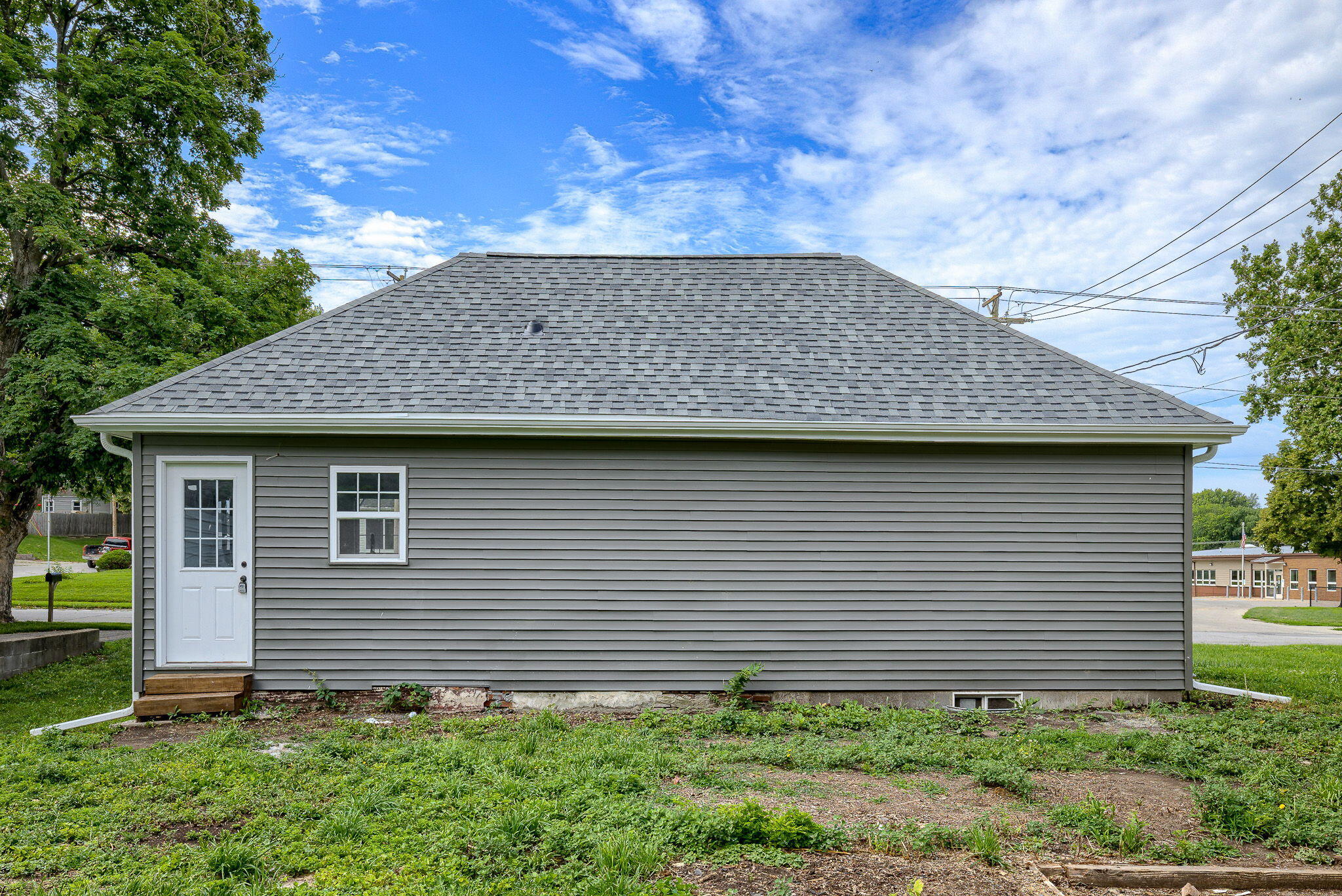 Shenandoah, Iowa 51601, United States, 2 Bedrooms Bedrooms, ,1 BathroomBathrooms,Residential,Active,77976