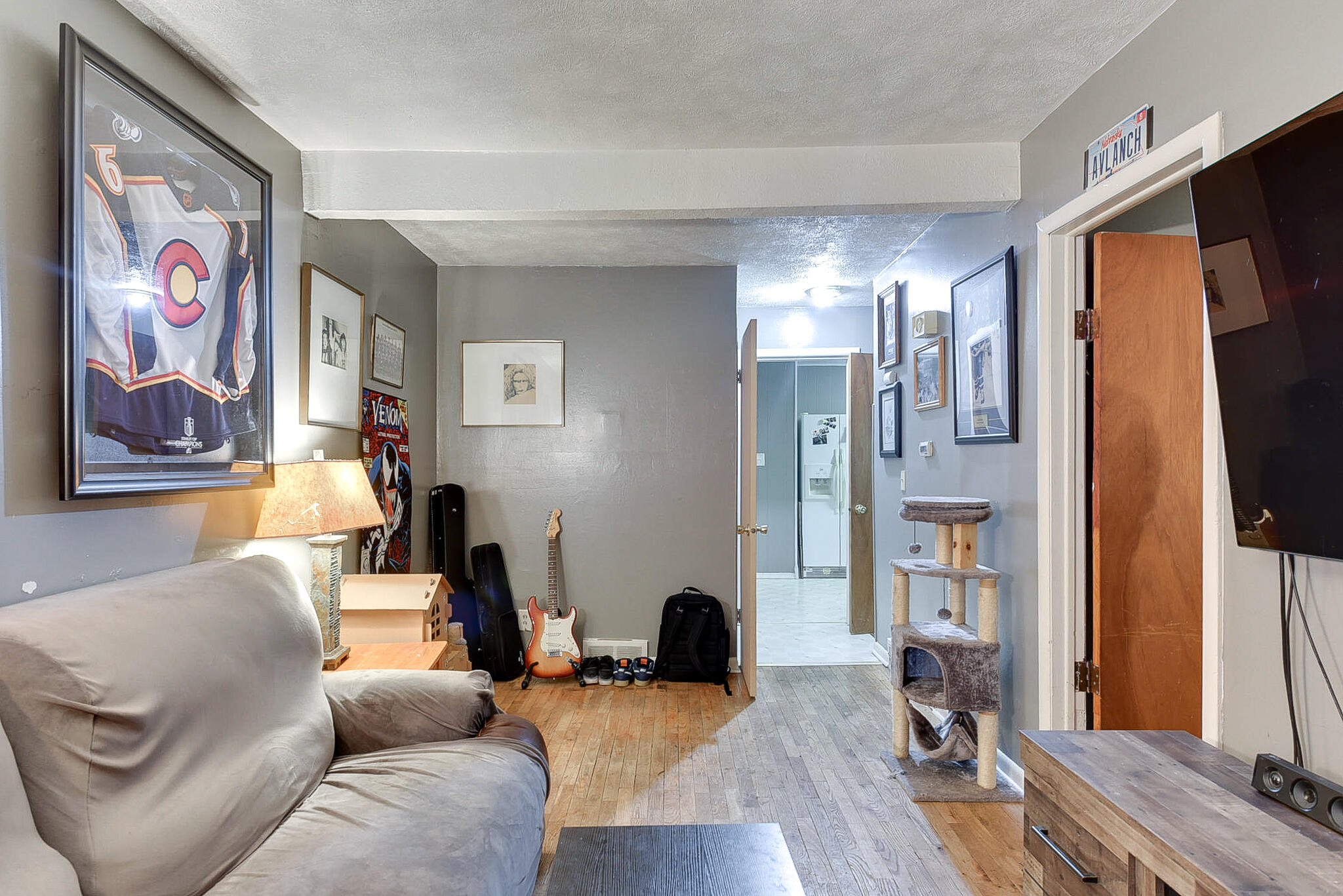 Council Bluffs, Iowa 51501, United States, 2 Bedrooms Bedrooms, ,1 BathroomBathrooms,Residential,Pending,90678