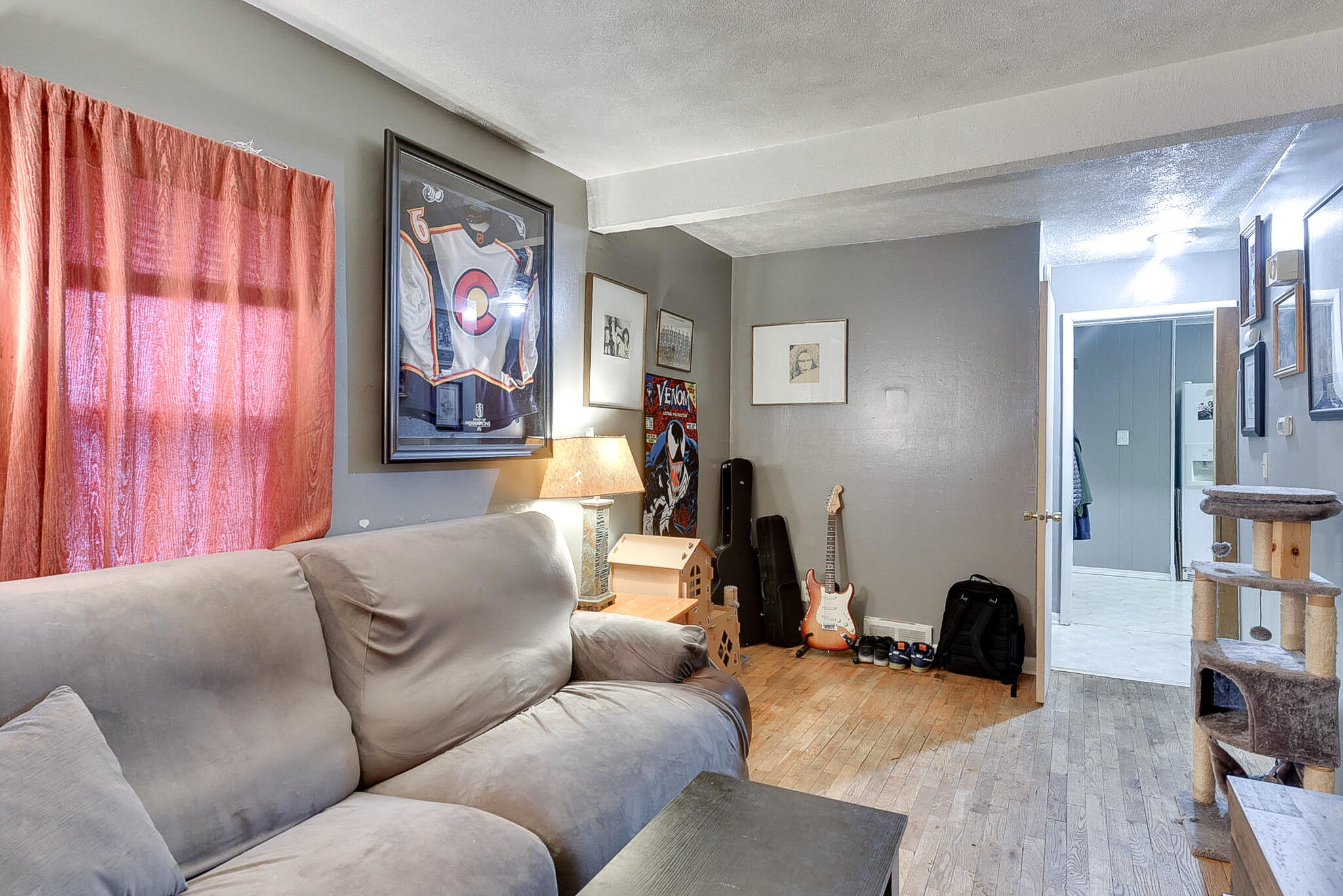 Council Bluffs, Iowa 51501, United States, 2 Bedrooms Bedrooms, ,1 BathroomBathrooms,Residential,Pending,90678