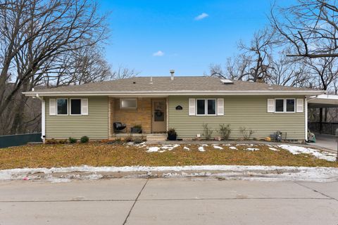 Photo of 500 FRANK Street, COUNCIL BLUFFS, IA 51503 (MLS # 26-10)