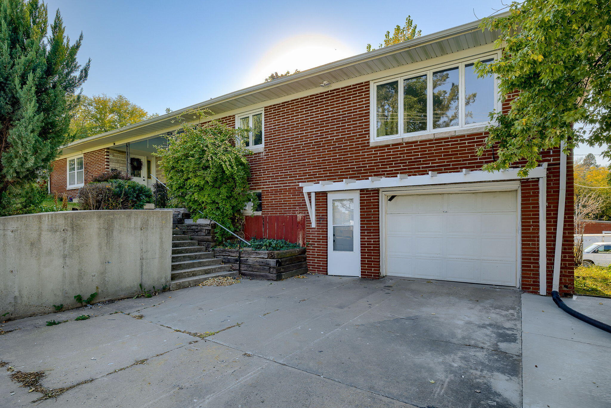 Atlantic, Iowa 50022, United States, 4 Bedrooms Bedrooms, ,4 BathroomsBathrooms,Residential,Active,126686