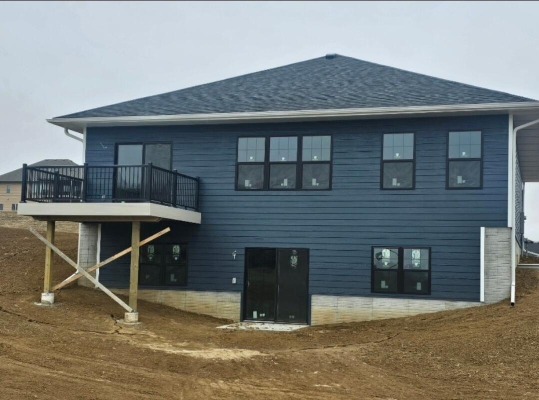 Avoca, Iowa 51521, United States, 4 Bedrooms Bedrooms, ,3 BathroomsBathrooms,Residential,Active,109161