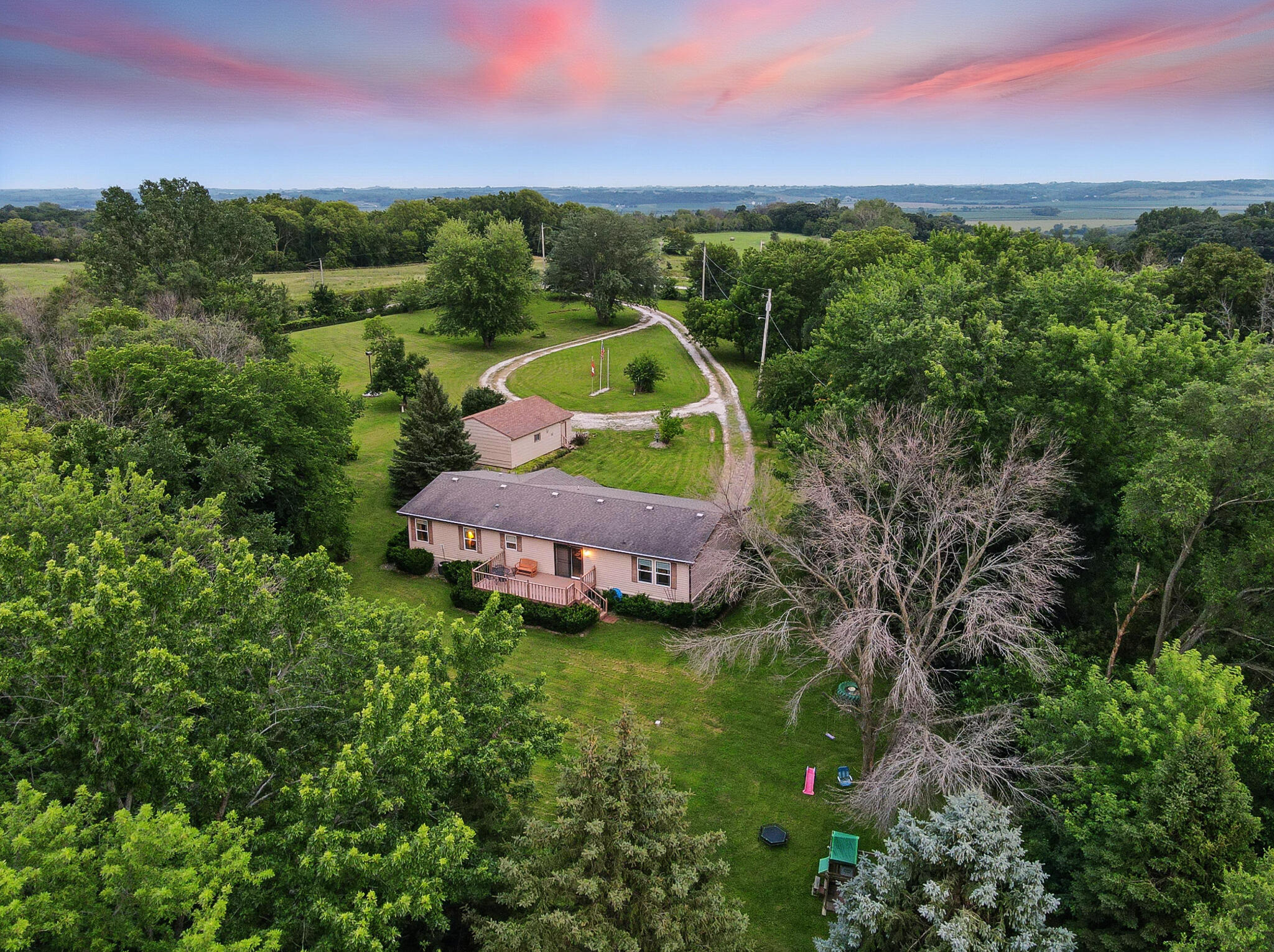 Missouri Valley, Iowa 51555, United States, 3 Bedrooms Bedrooms, ,3 BathroomsBathrooms,Residential,Active,173609