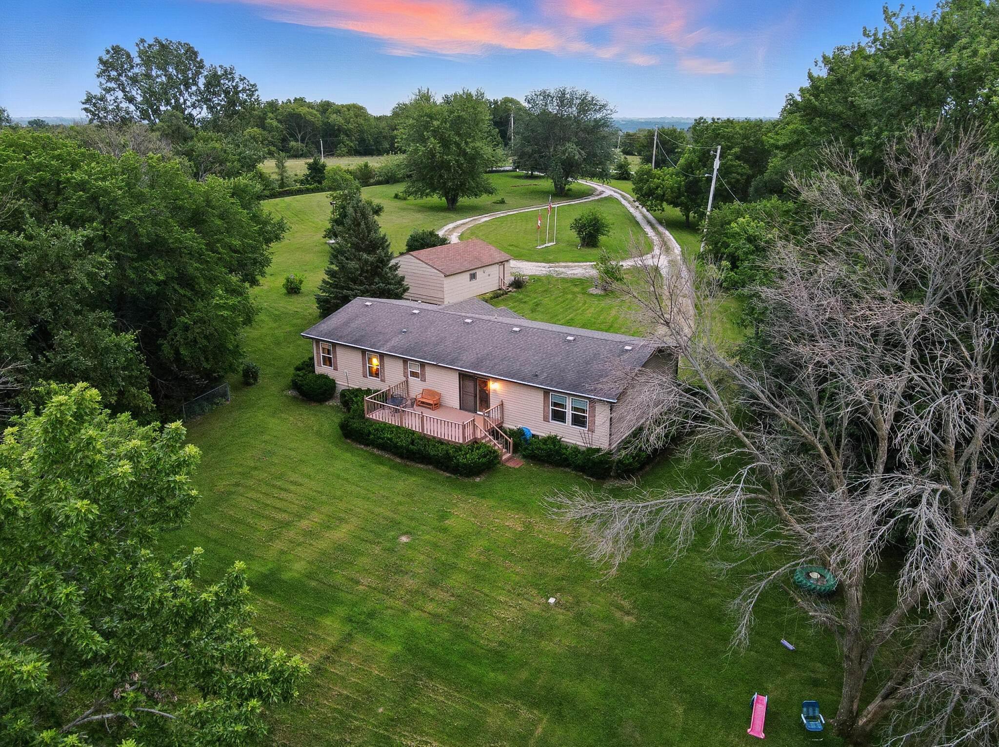 Missouri Valley, Iowa 51555, United States, 3 Bedrooms Bedrooms, ,3 BathroomsBathrooms,Residential,Active,173609