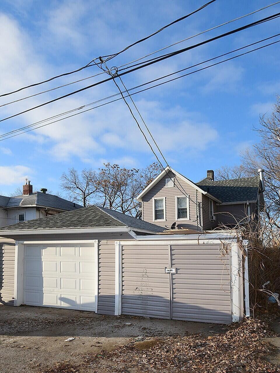 Council Bluffs, Iowa 51503, United States, 4 Bedrooms Bedrooms, ,2 BathroomsBathrooms,Residential,Active,4887