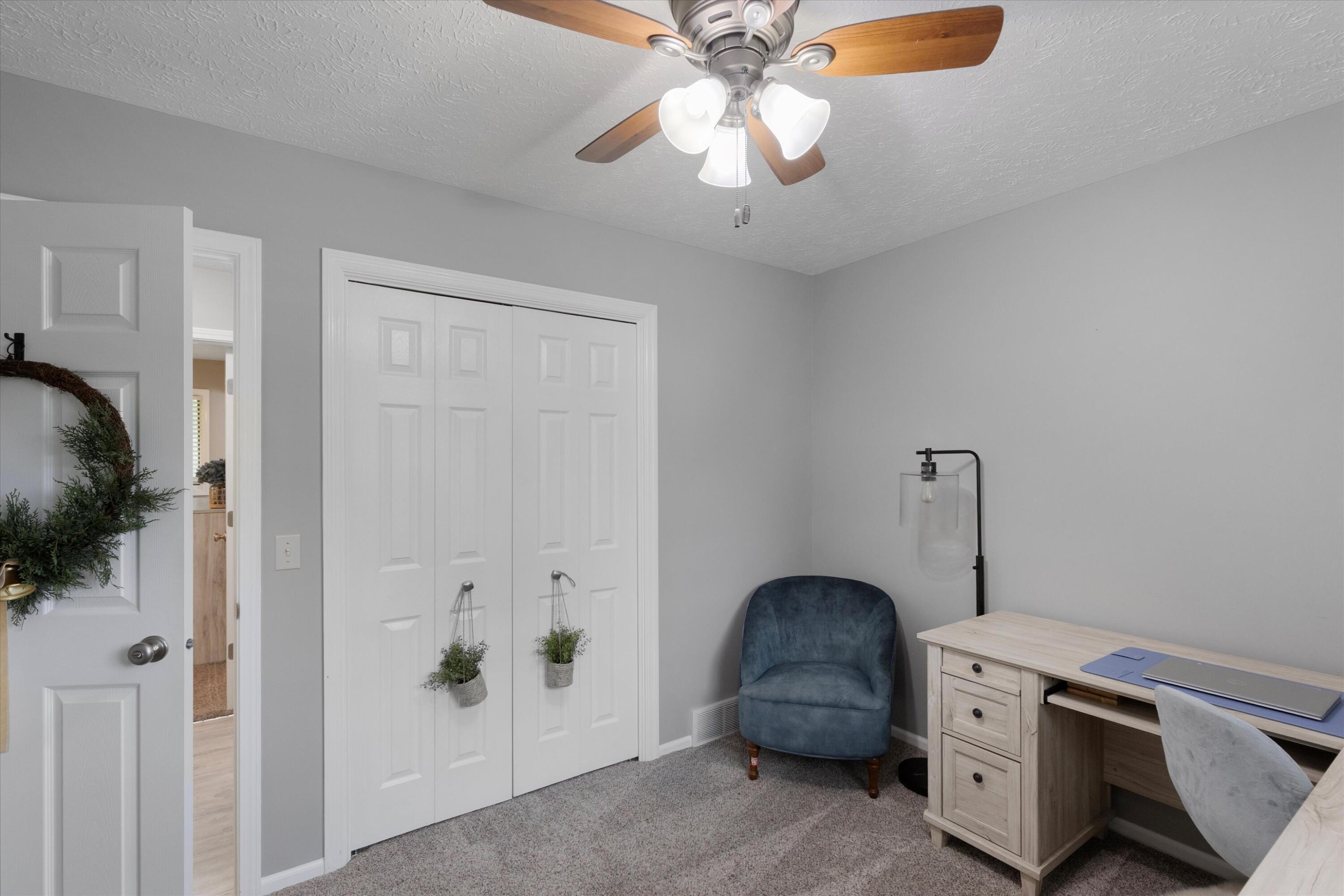 Council Bluffs, Iowa 51503, United States, 3 Bedrooms Bedrooms, ,3 BathroomsBathrooms,Residential,Contingent,138999