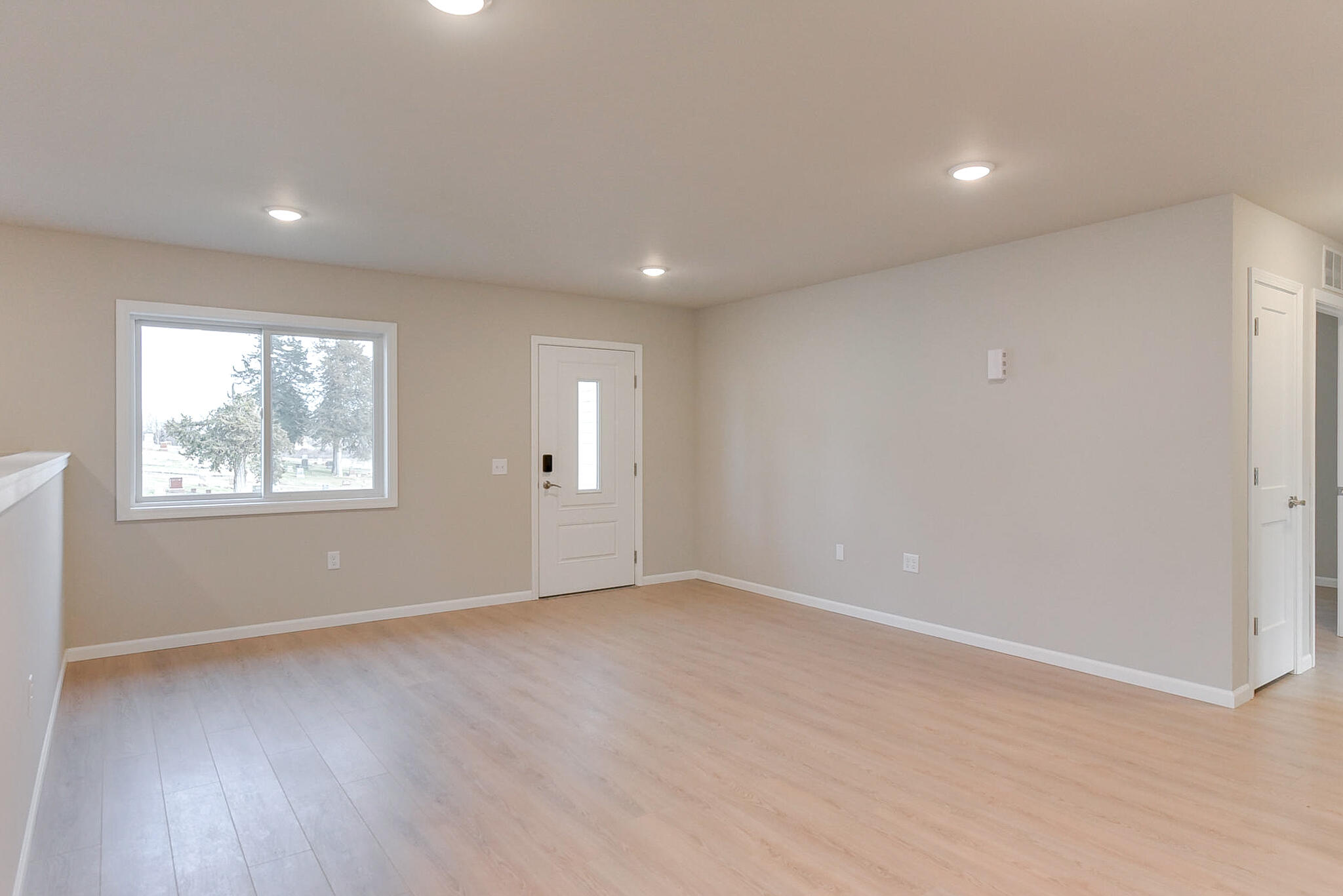 Logan, Iowa 51546, United States, 3 Bedrooms Bedrooms, ,2 BathroomsBathrooms,Residential,Contingent,28108