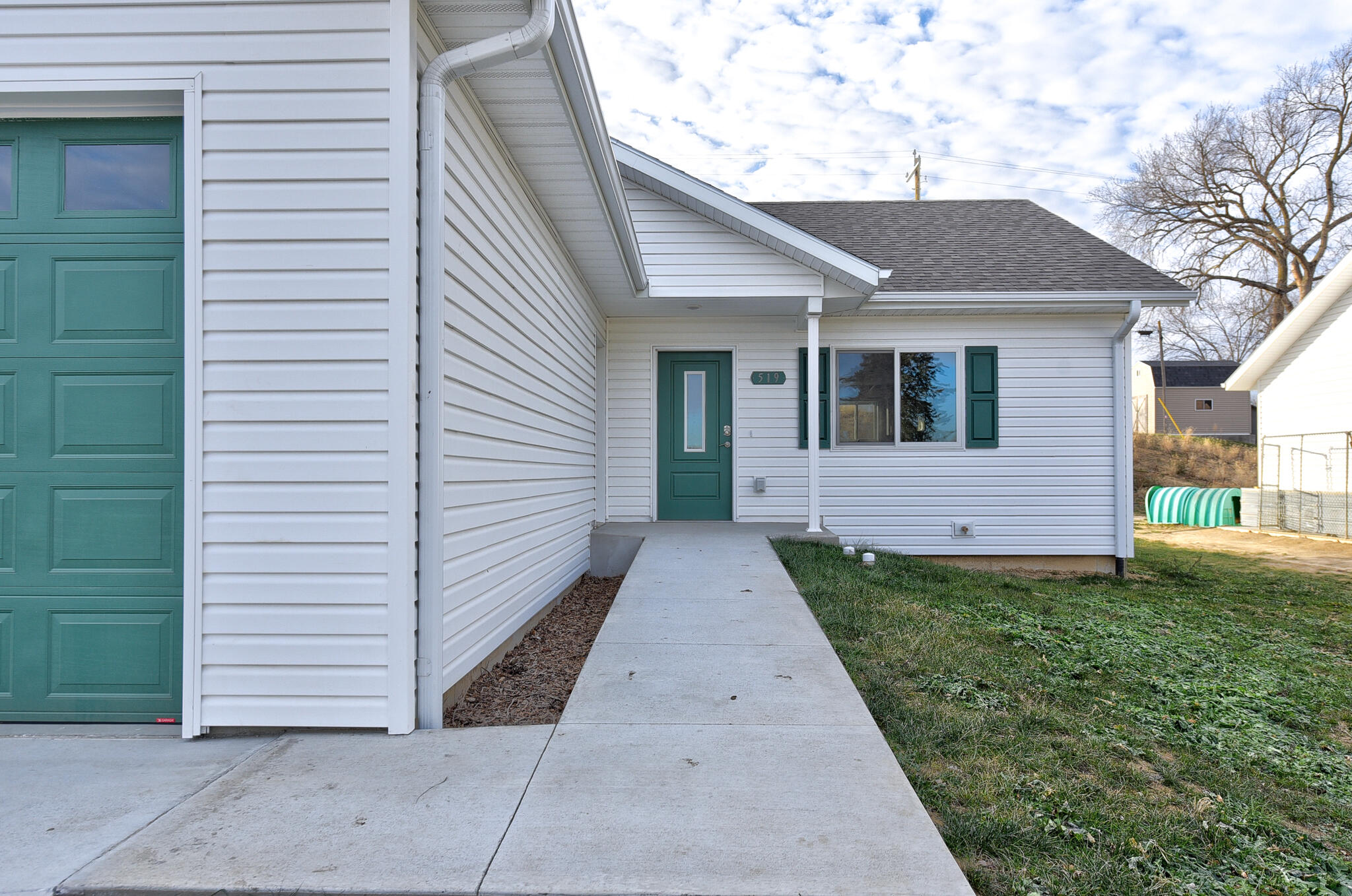 Logan, Iowa 51546, United States, 3 Bedrooms Bedrooms, ,2 BathroomsBathrooms,Residential,Contingent,28108