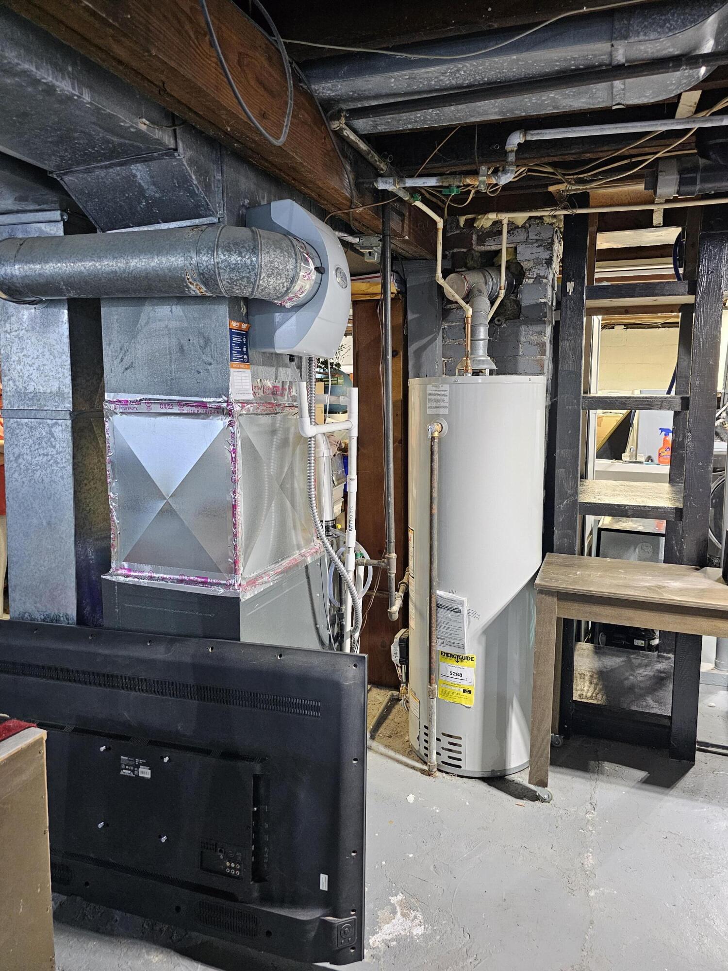 Council Bluffs, Iowa 51501, United States, 4 Bedrooms Bedrooms, ,1 BathroomBathrooms,Residential,Pending,23709