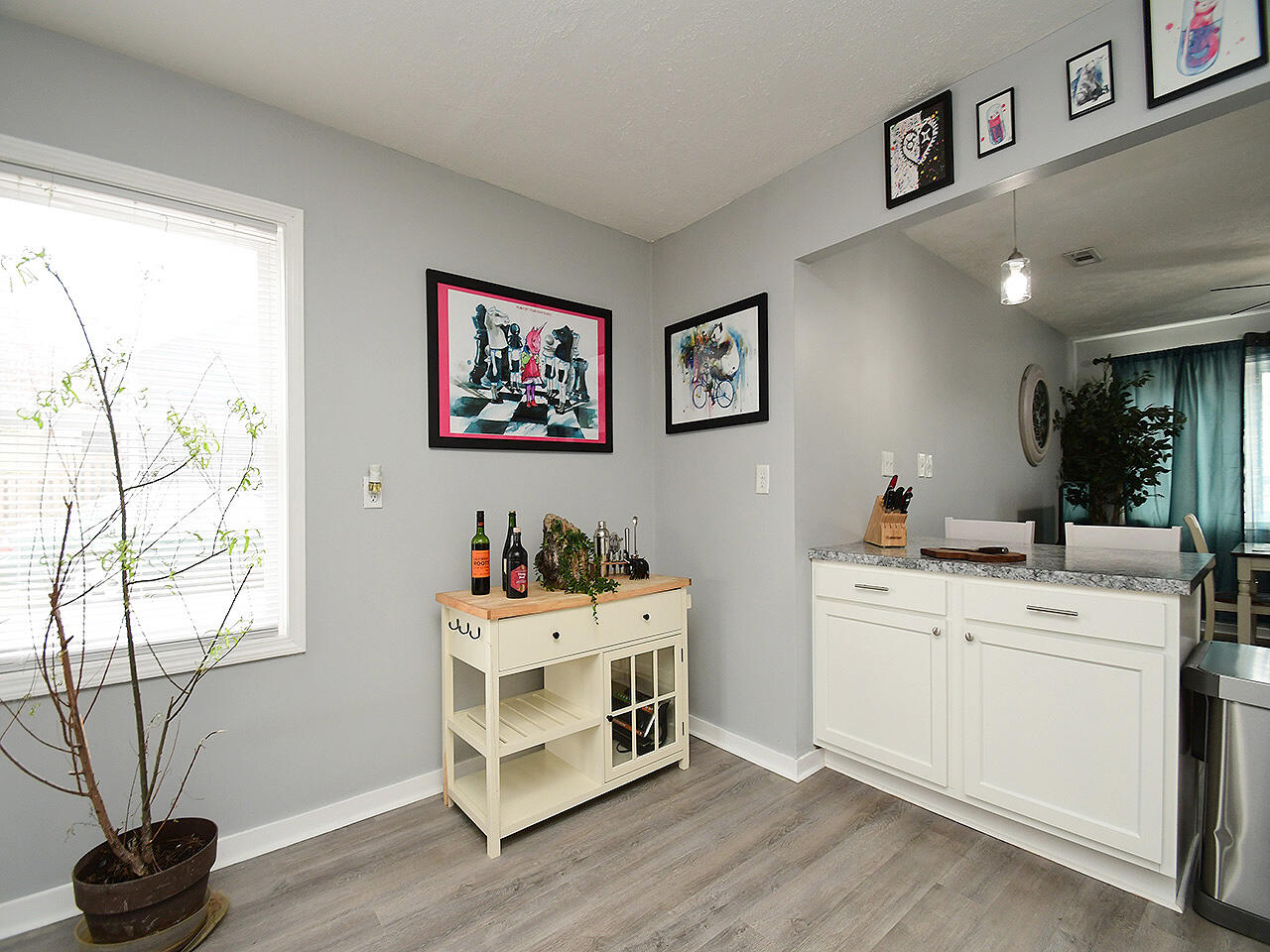 Carter Lake, Iowa 51501, United States, 3 Bedrooms Bedrooms, ,2 BathroomsBathrooms,Residential,Pending,103350