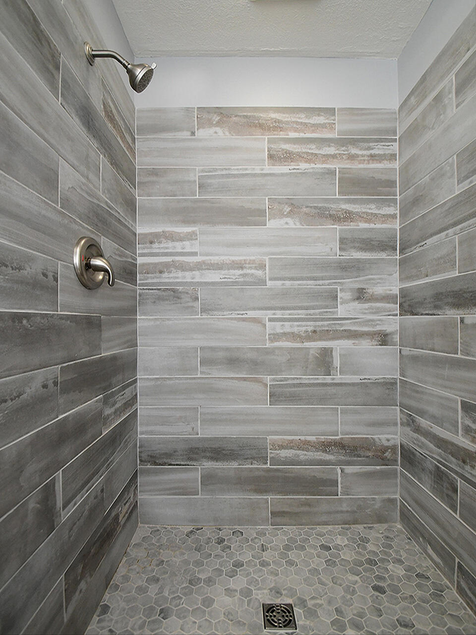 Carter Lake, Iowa 51501, United States, 3 Bedrooms Bedrooms, ,2 BathroomsBathrooms,Residential,Pending,103350