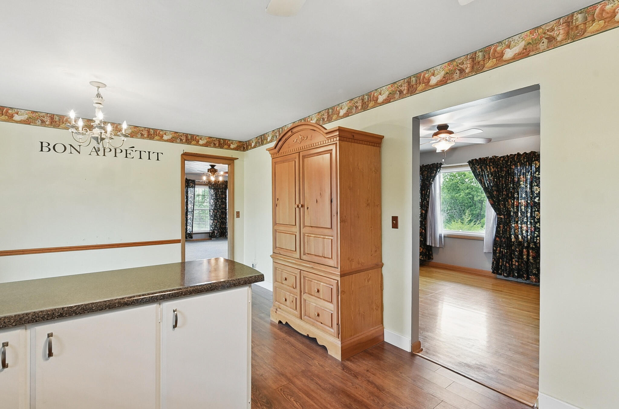 Council Bluffs, Iowa 51503, United States, 3 Bedrooms Bedrooms, ,2 BathroomsBathrooms,Residential,Pending,138487