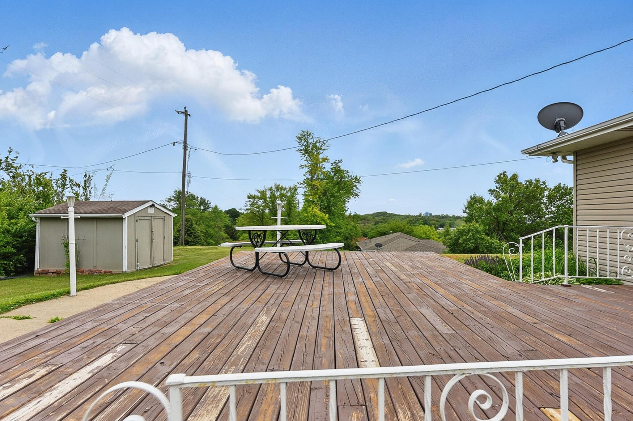 Council Bluffs, Iowa 51503, United States, 3 Bedrooms Bedrooms, ,2 BathroomsBathrooms,Residential,Pending,138487