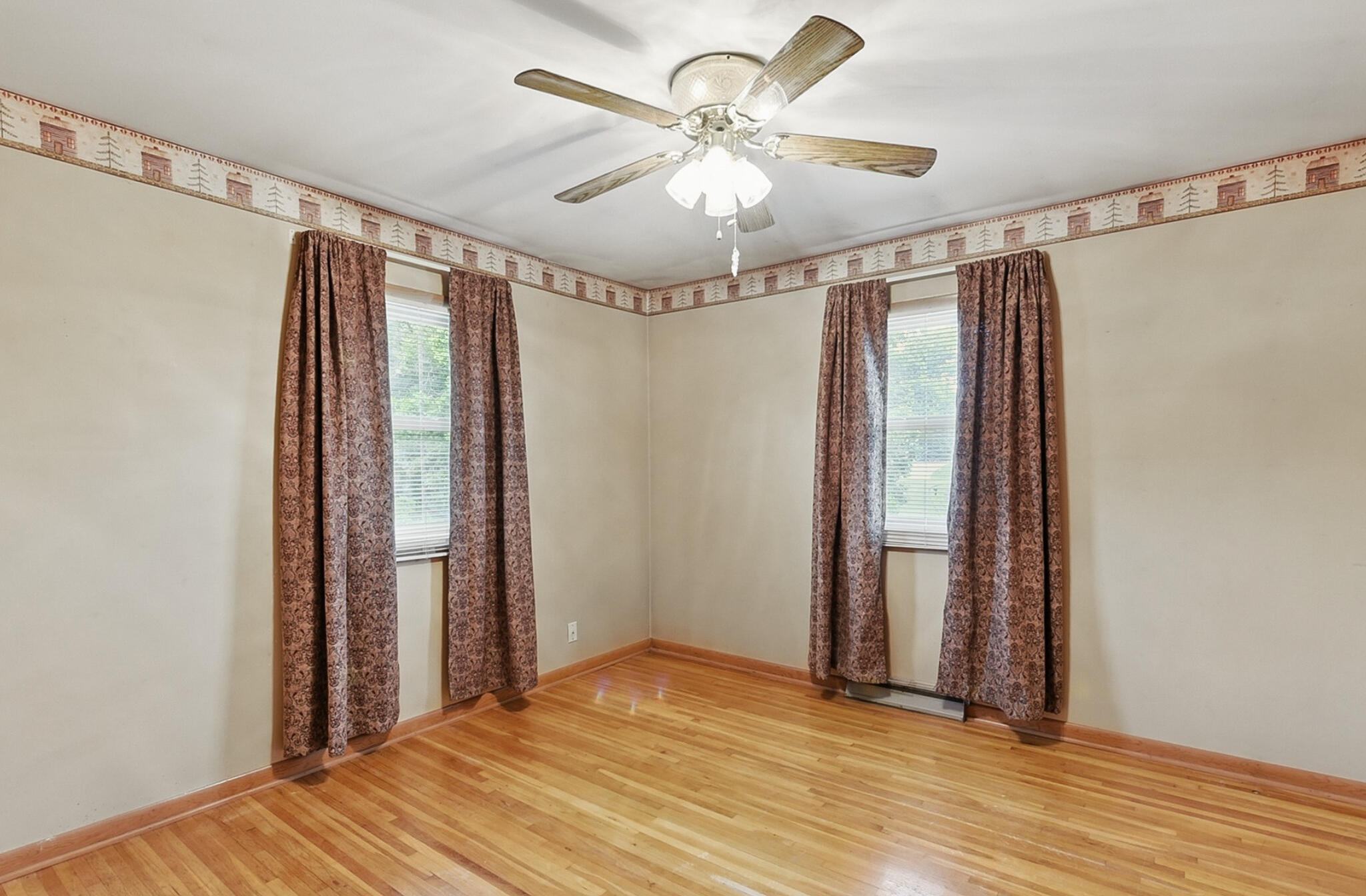 Council Bluffs, Iowa 51503, United States, 3 Bedrooms Bedrooms, ,2 BathroomsBathrooms,Residential,Pending,138487