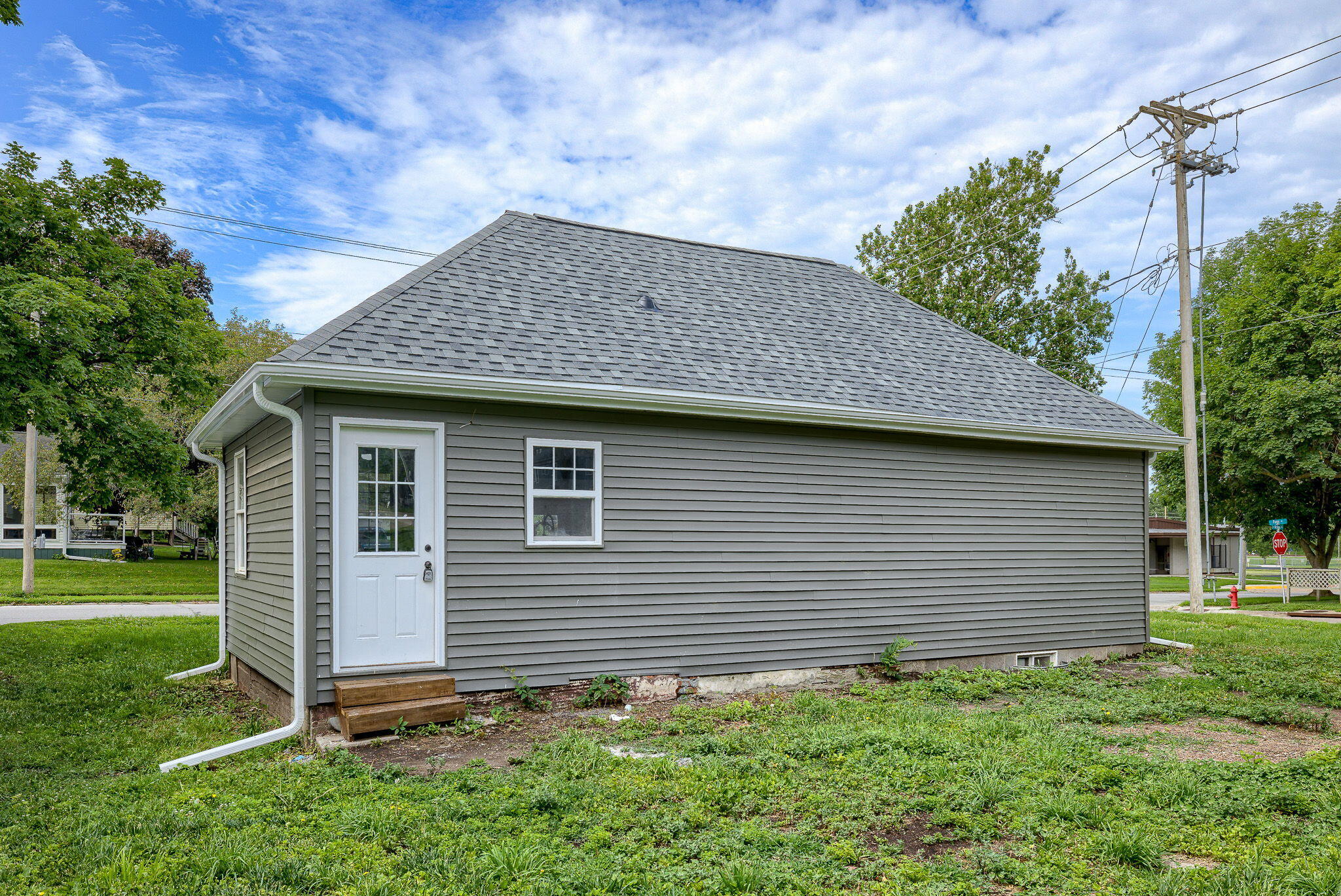 Shenandoah, Iowa 51601, United States, 2 Bedrooms Bedrooms, ,1 BathroomBathrooms,Residential,Active,126707