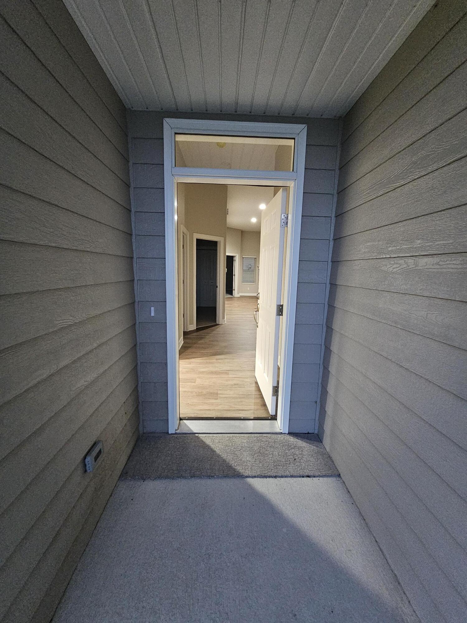 Avoca, Iowa 51521, United States, 2 Bedrooms Bedrooms, ,2 BathroomsBathrooms,Residential,Active,66467