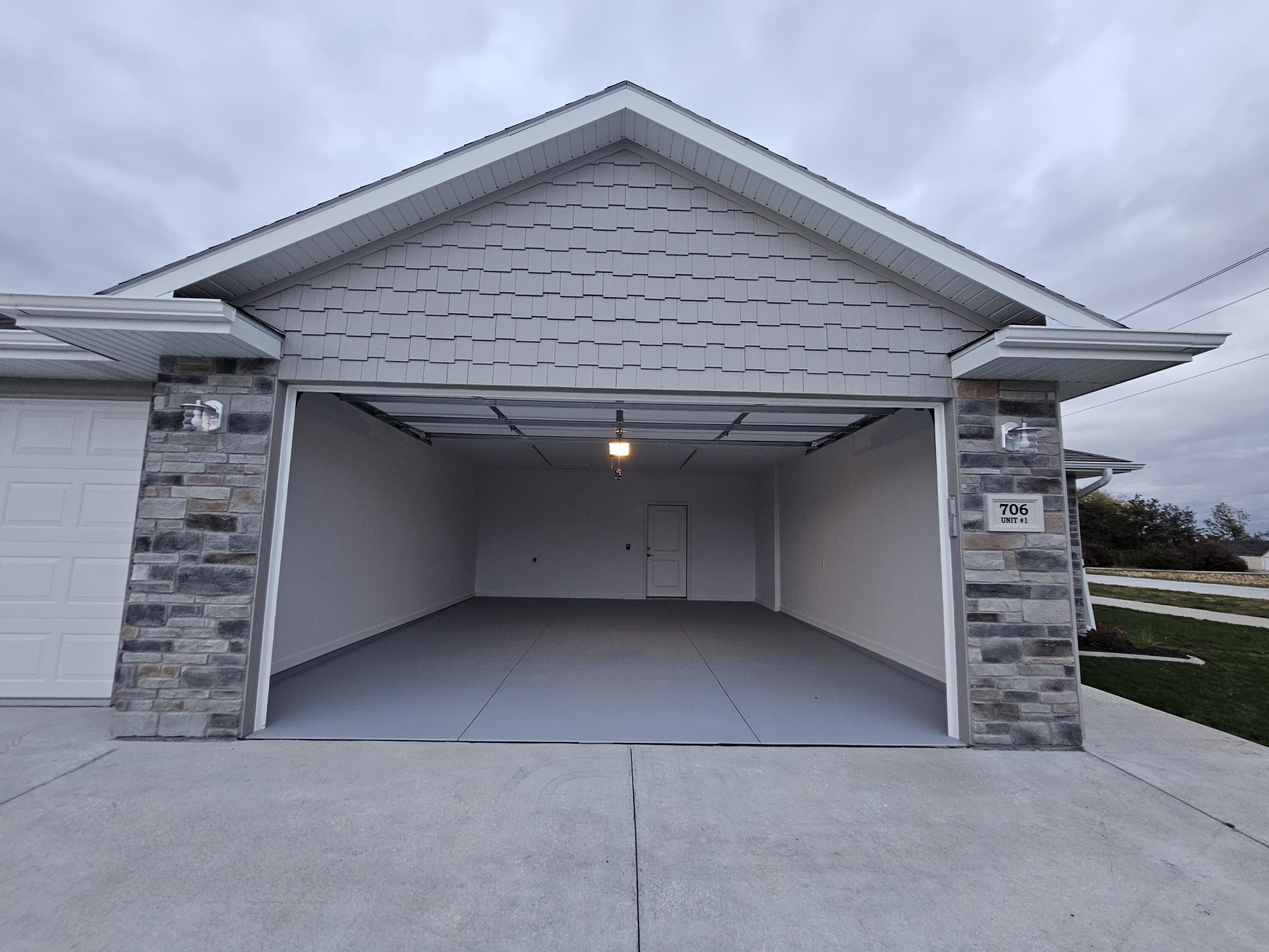 Avoca, Iowa 51521, United States, 2 Bedrooms Bedrooms, ,2 BathroomsBathrooms,Residential,Active,66467