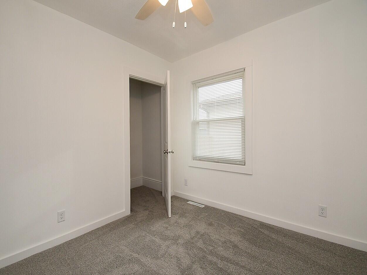 Council Bluffs, Iowa 51501, United States, 3 Bedrooms Bedrooms, ,1 BathroomBathrooms,Residential,Pending,82991