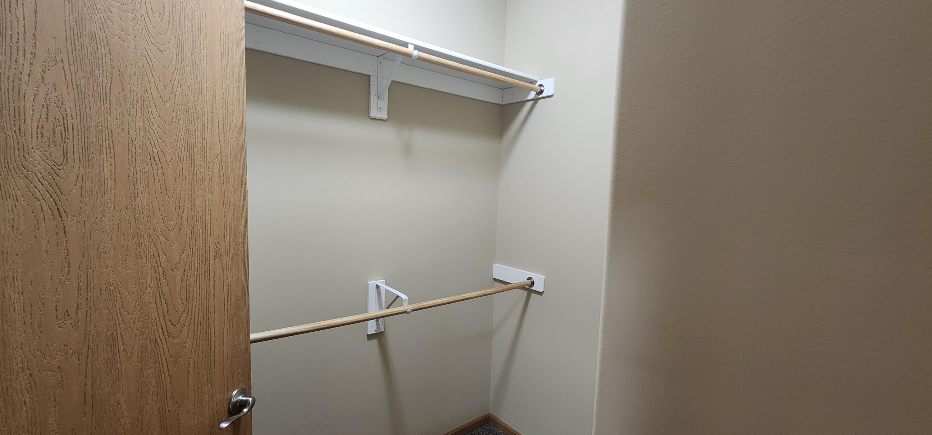 Council Bluffs, Iowa 51503, United States, 2 Bedrooms Bedrooms, ,2 BathroomsBathrooms,Residential,Pending,24182