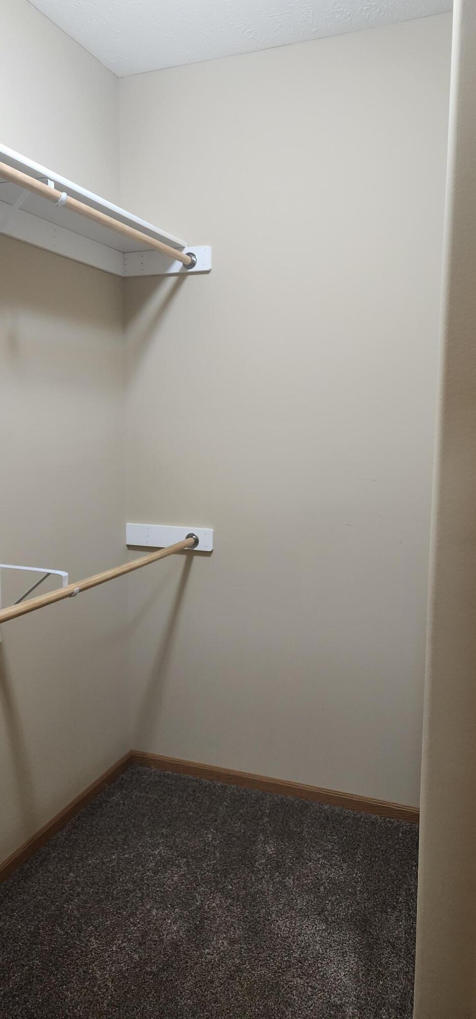 Council Bluffs, Iowa 51503, United States, 2 Bedrooms Bedrooms, ,2 BathroomsBathrooms,Residential,Pending,24182