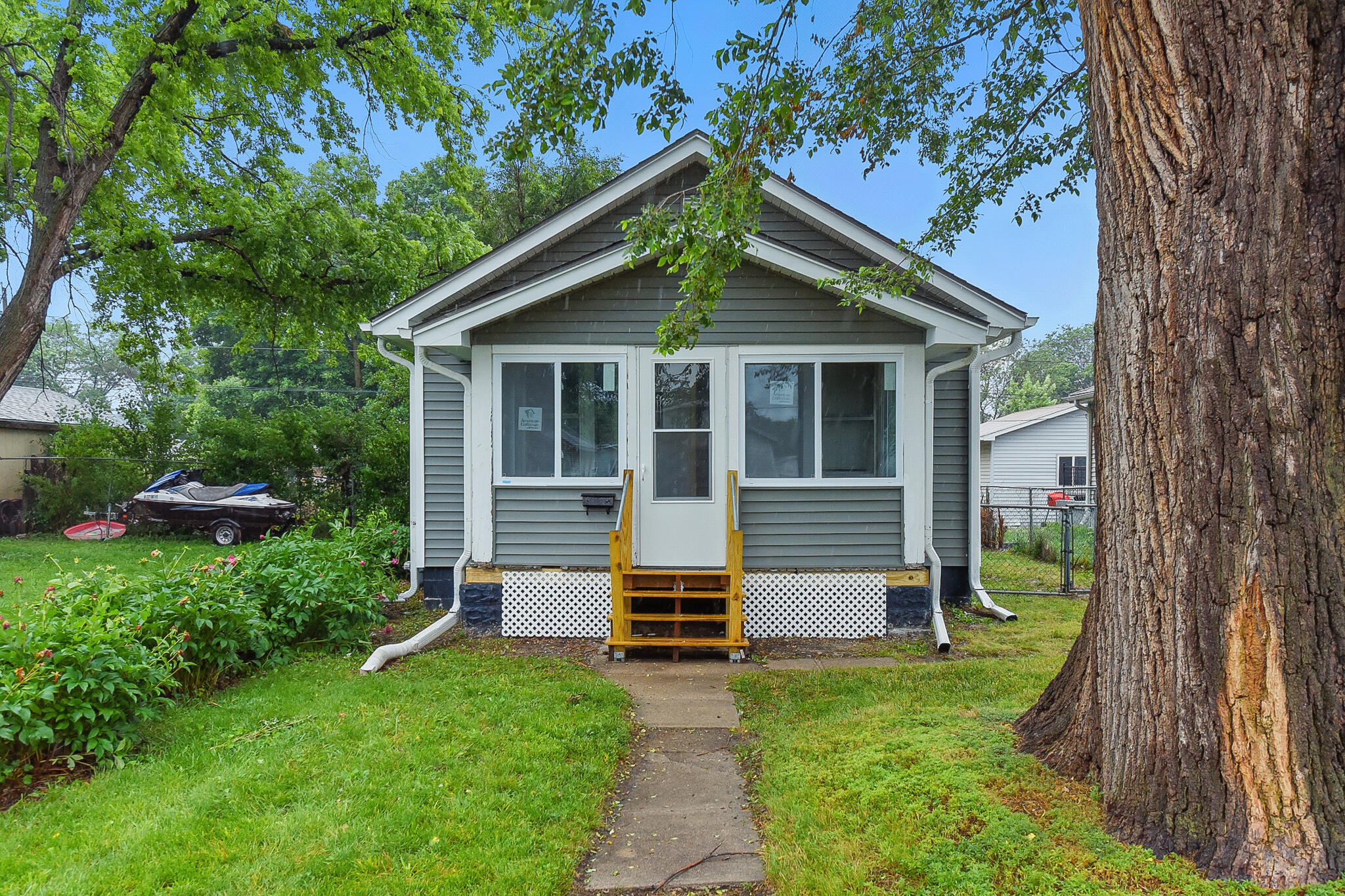 Council Bluffs, Iowa 51501, United States, 2 Bedrooms Bedrooms, ,1 BathroomBathrooms,Residential,Active,144817