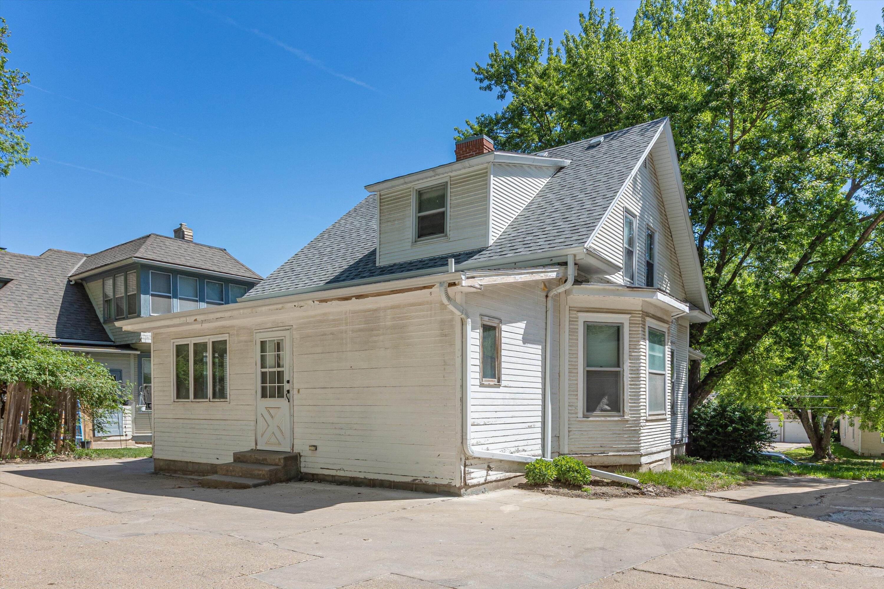 Council Bluffs, Iowa 51503, United States, 3 Bedrooms Bedrooms, ,2 BathroomsBathrooms,Residential,Contingent,131352