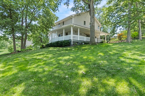 Photo of 56246 GRANDE OAK Lane, GLENWOOD, IA 51534 (MLS # 26-1191)