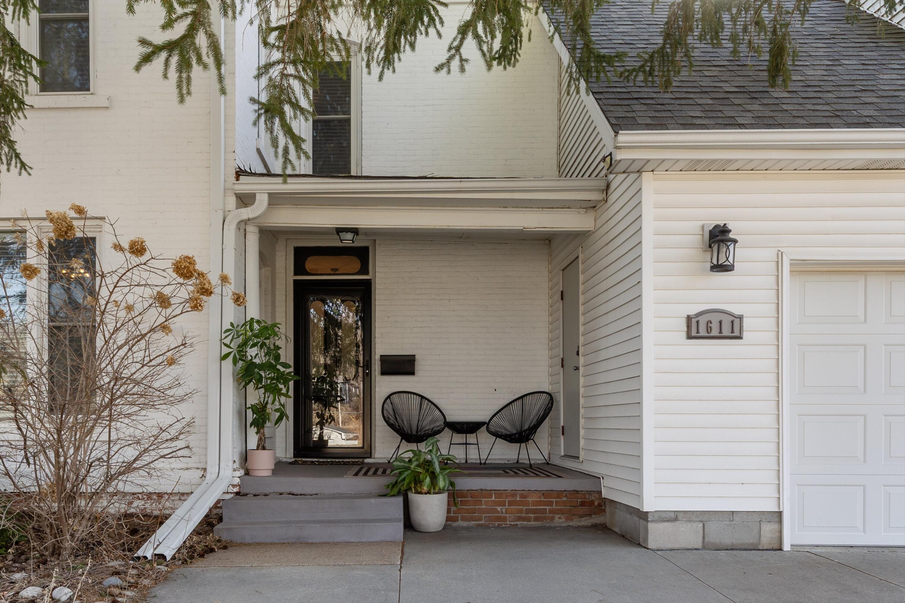 Council Bluffs, Iowa 51503, United States, 4 Bedrooms Bedrooms, ,3 BathroomsBathrooms,Residential,Active,88931