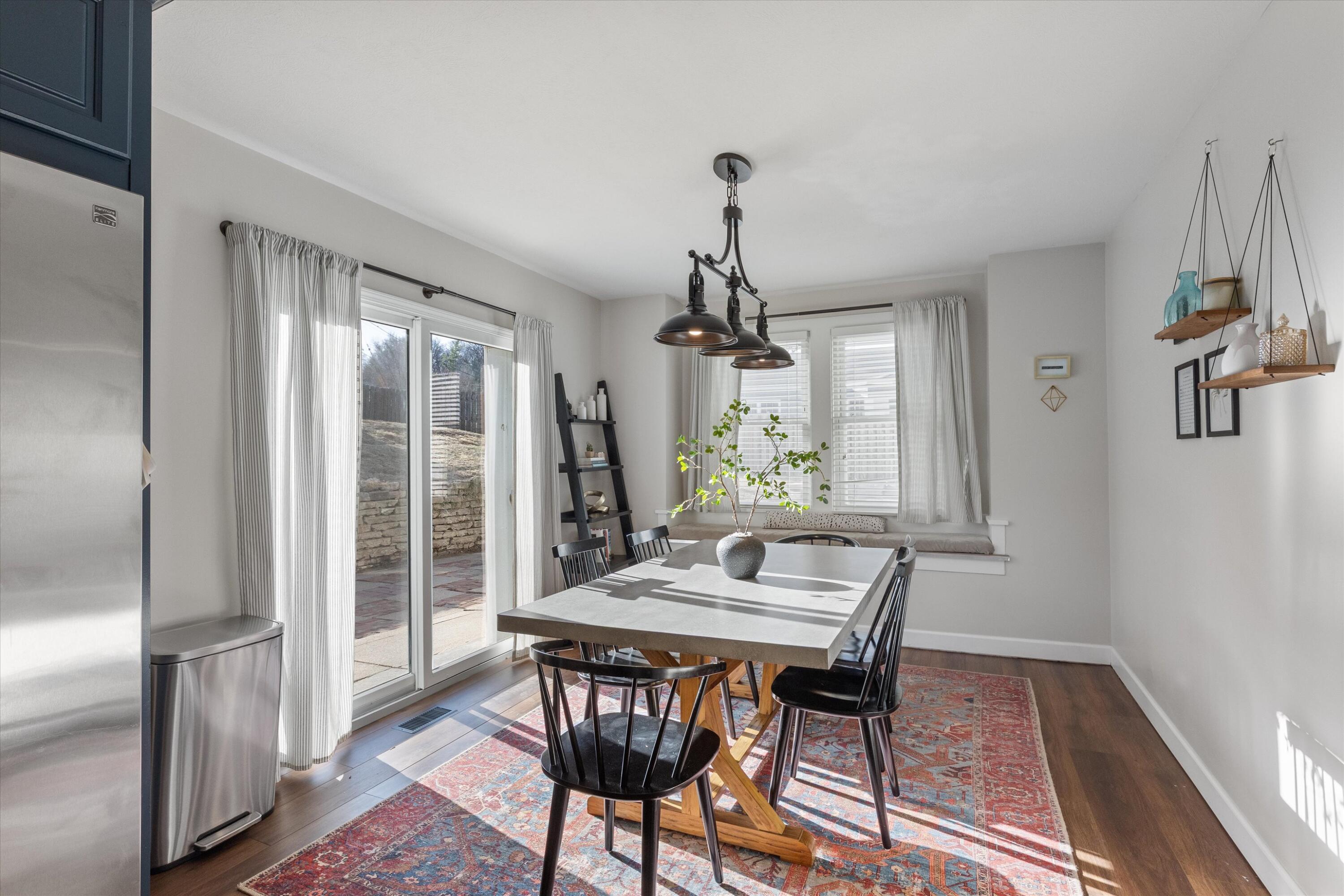 Council Bluffs, Iowa 51503, United States, 4 Bedrooms Bedrooms, ,3 BathroomsBathrooms,Residential,Active,88931