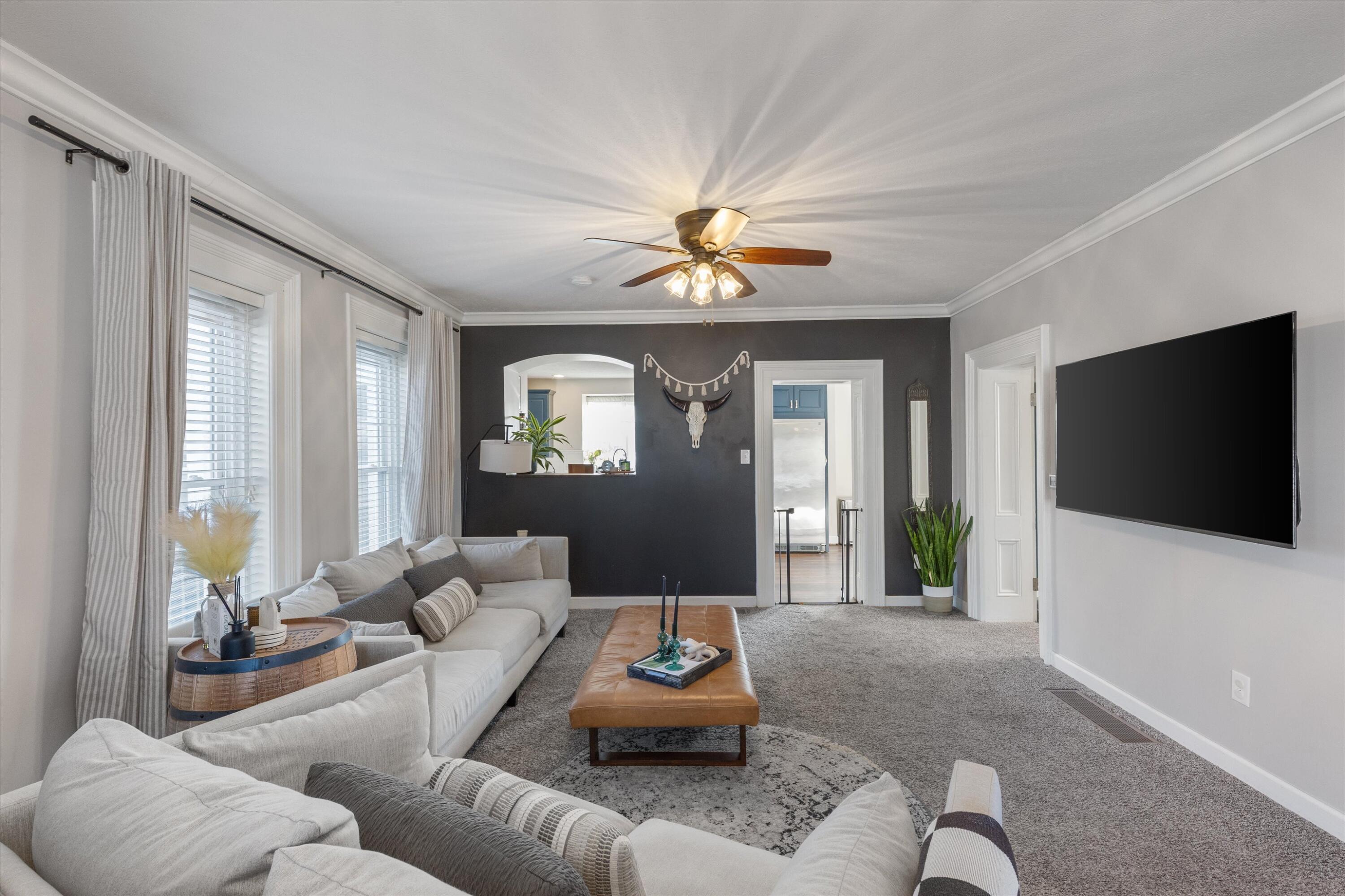 Council Bluffs, Iowa 51503, United States, 4 Bedrooms Bedrooms, ,3 BathroomsBathrooms,Residential,Active,88931