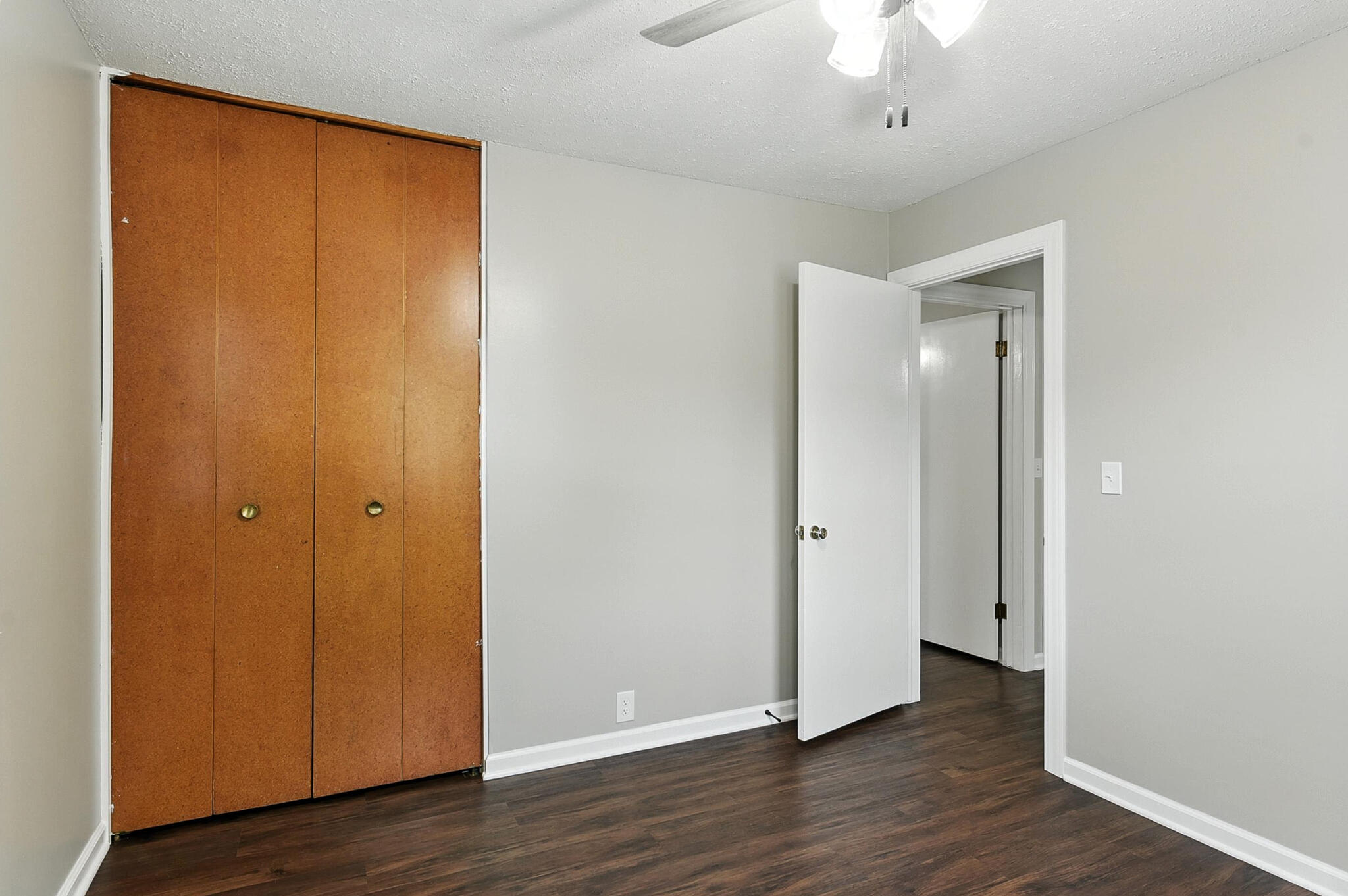 Council Bluffs, Iowa 51503, United States, 3 Bedrooms Bedrooms, ,2 BathroomsBathrooms,Residential,Contingent,185791