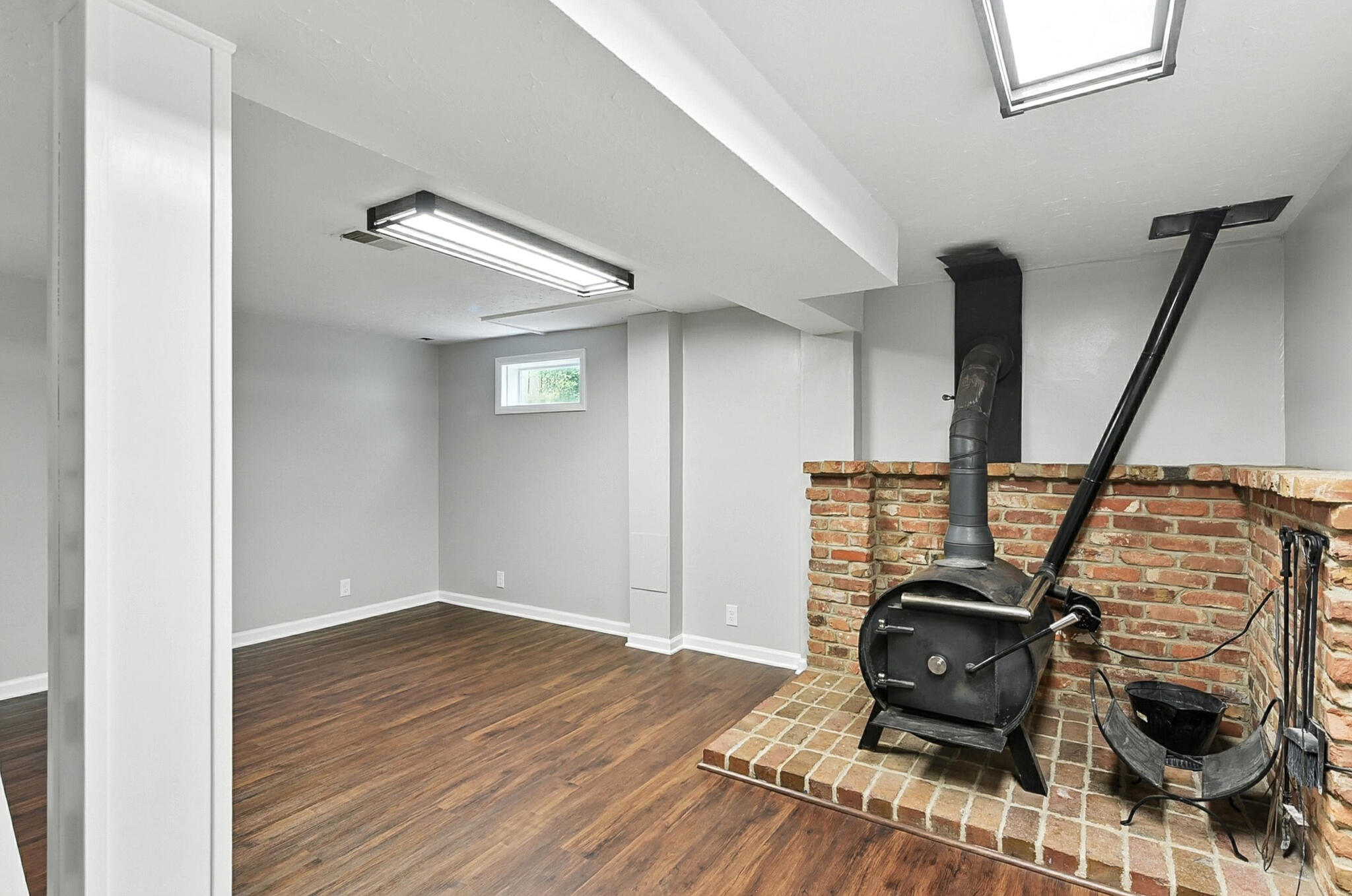 Council Bluffs, Iowa 51503, United States, 3 Bedrooms Bedrooms, ,2 BathroomsBathrooms,Residential,Contingent,185791