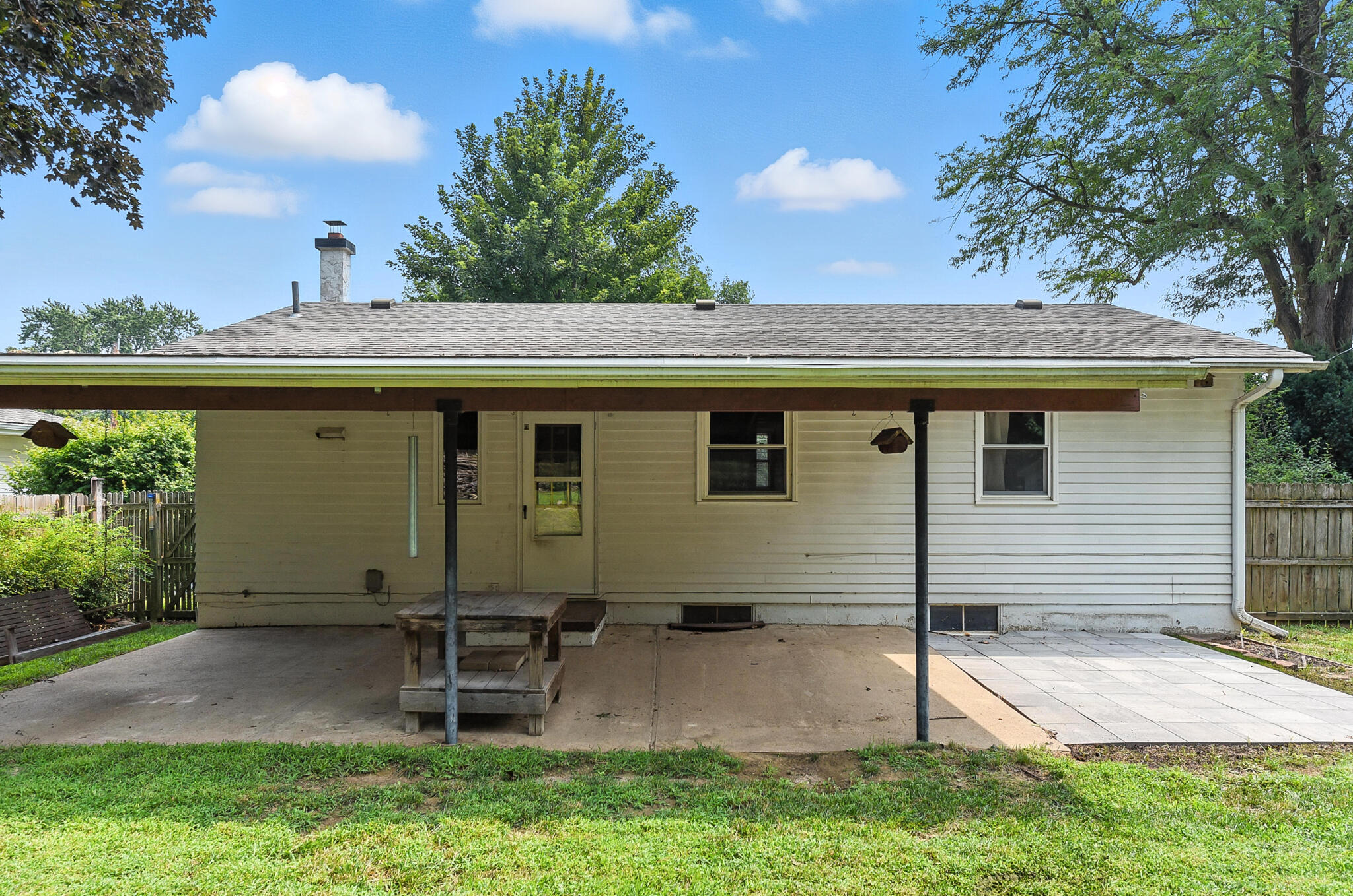 Council Bluffs, Iowa 51503, United States, 3 Bedrooms Bedrooms, ,2 BathroomsBathrooms,Residential,Contingent,185791