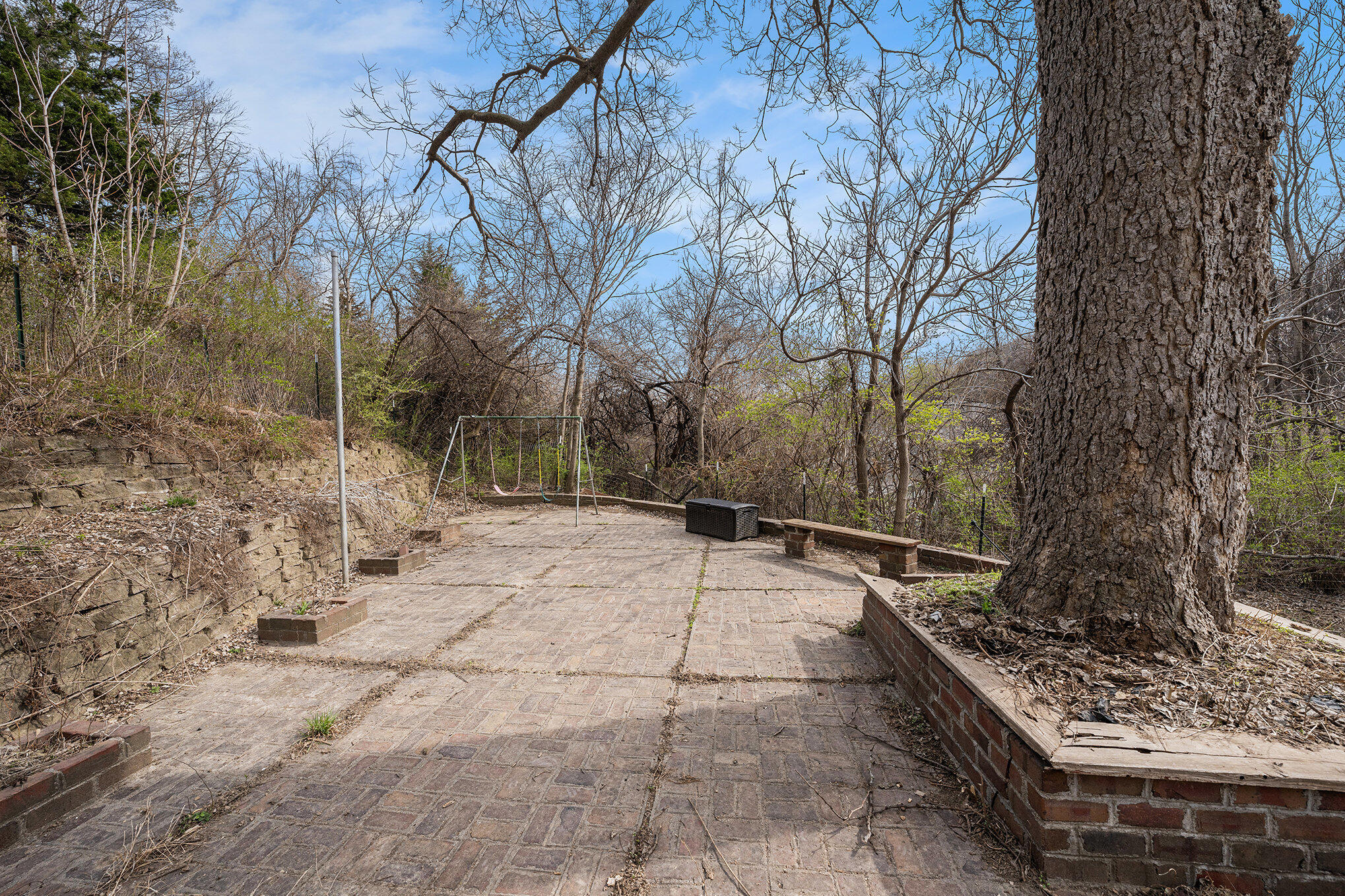 Council Bluffs, Iowa 51503, United States, 3 Bedrooms Bedrooms, ,2 BathroomsBathrooms,Residential,Pending,106999