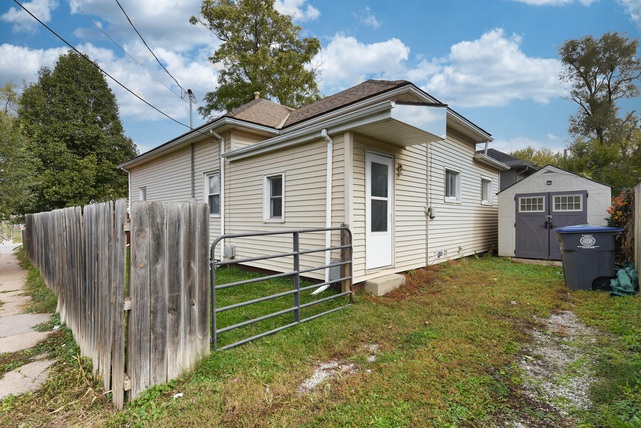 Council Bluffs, Iowa 51501, United States, 2 Bedrooms Bedrooms, ,1 BathroomBathrooms,Residential,Active,236861