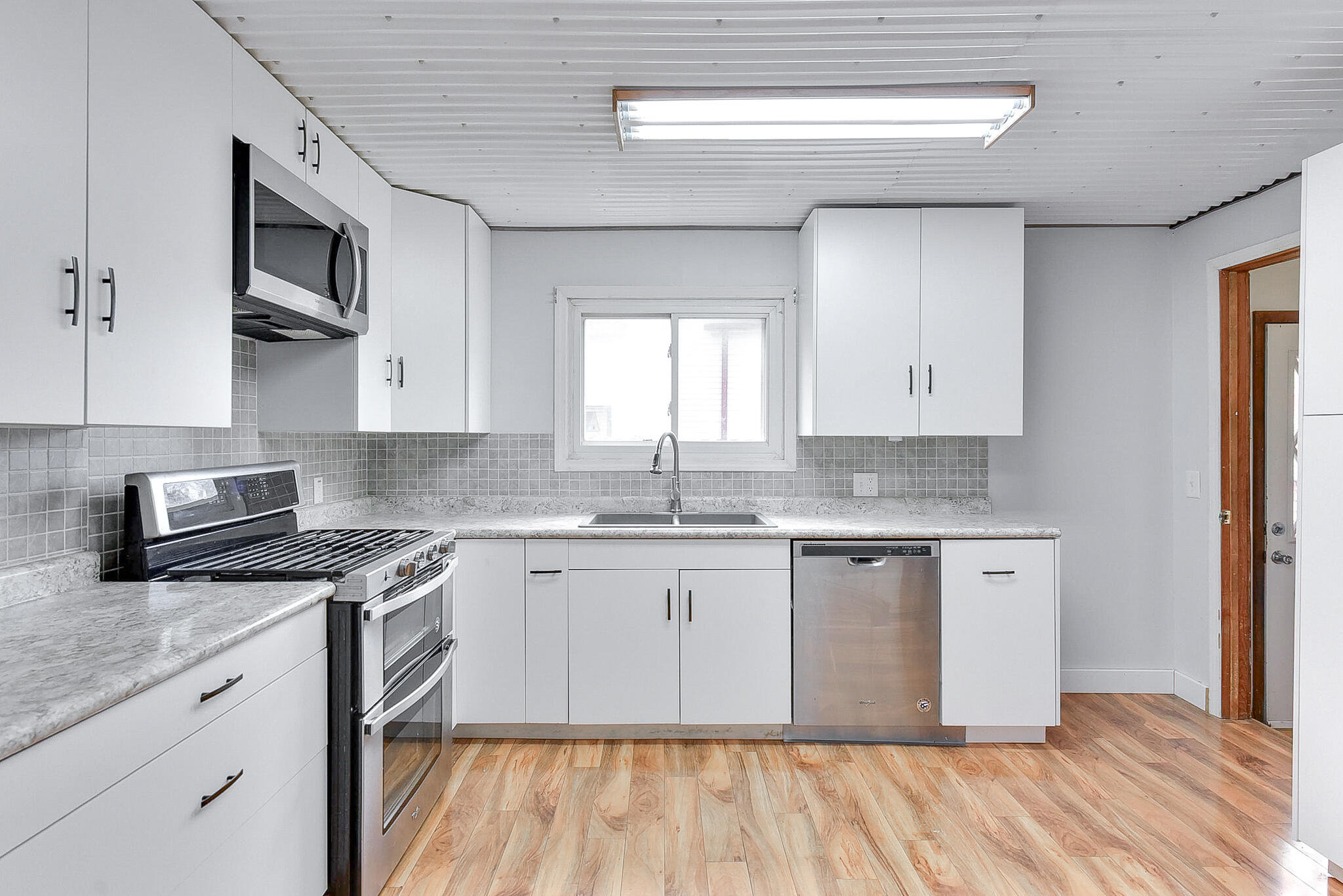 Council Bluffs, Iowa 51501, United States, 2 Bedrooms Bedrooms, ,1 BathroomBathrooms,Residential,Active,236861