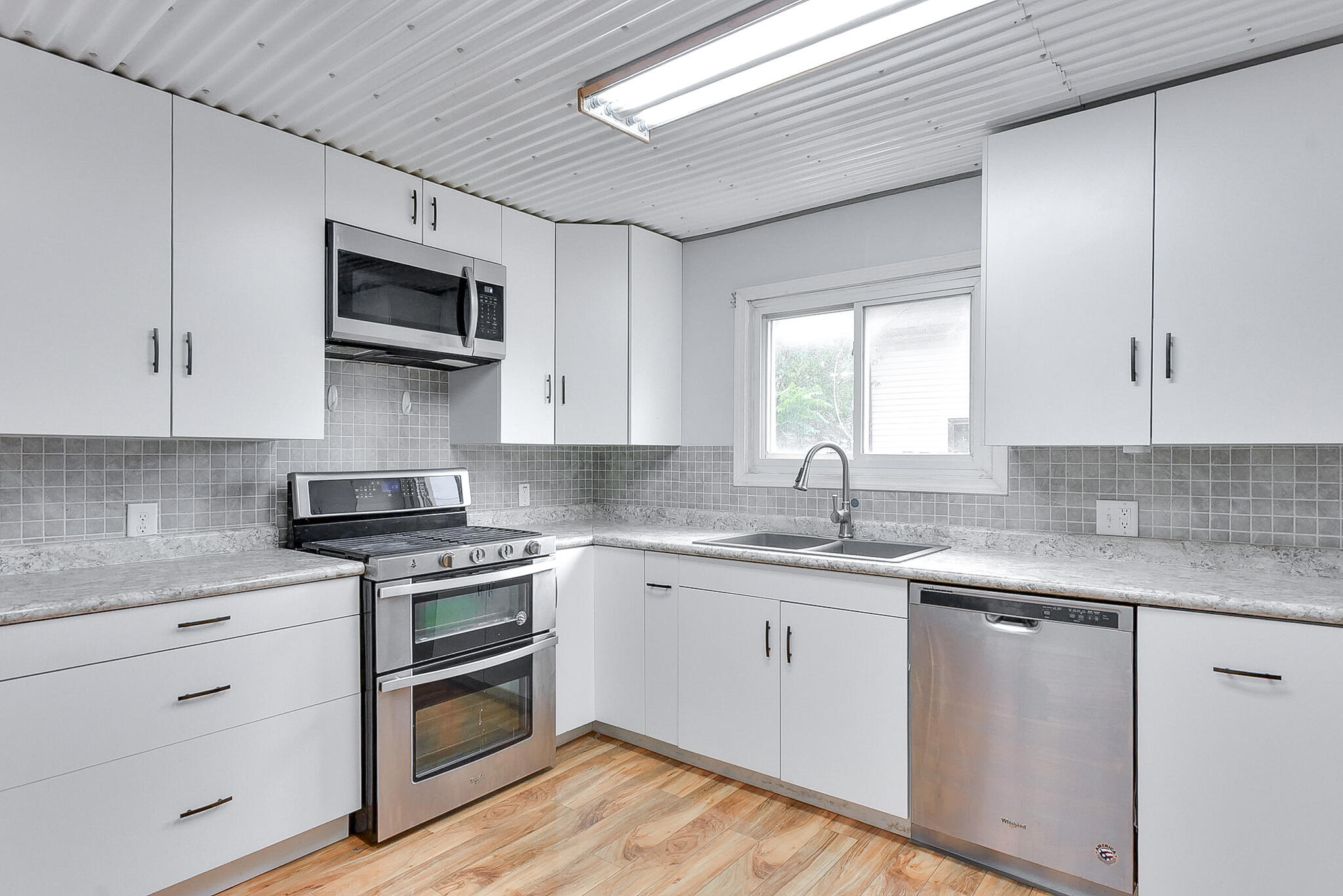 Council Bluffs, Iowa 51501, United States, 2 Bedrooms Bedrooms, ,1 BathroomBathrooms,Residential,Active,236861