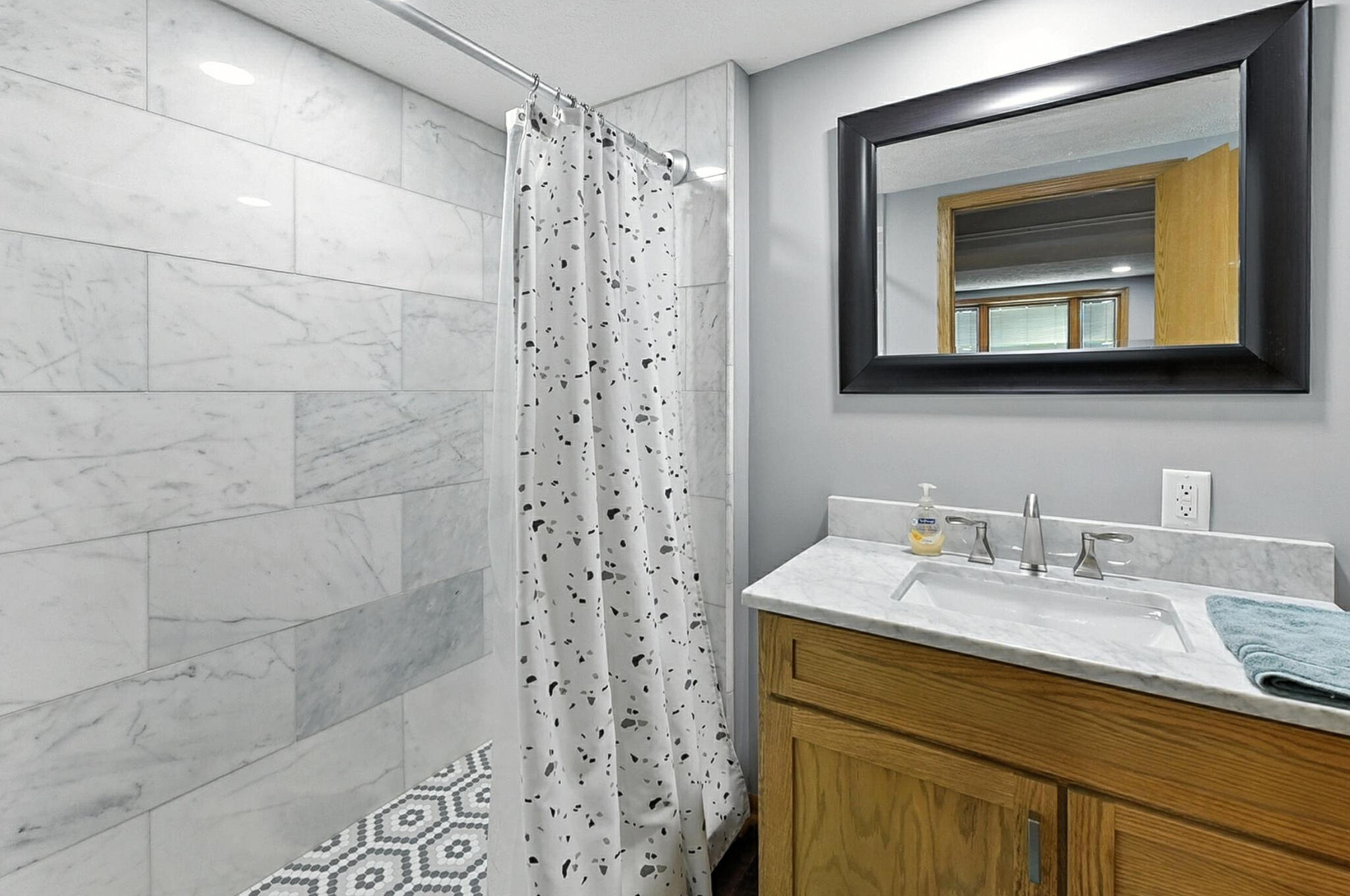 Council Bluffs, Iowa 51501, United States, 3 Bedrooms Bedrooms, ,2 BathroomsBathrooms,Residential,Active,168726