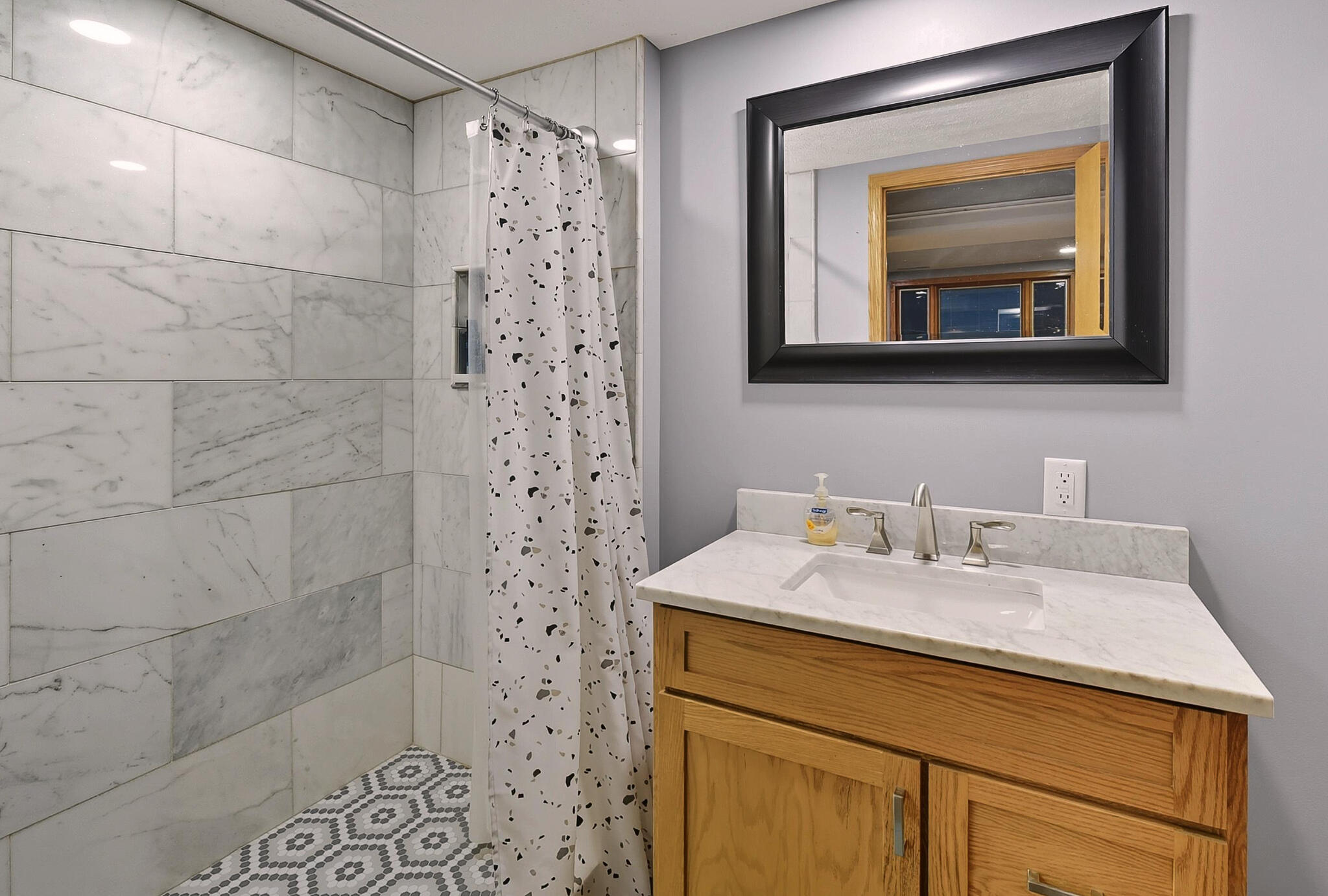 Council Bluffs, Iowa 51501, United States, 3 Bedrooms Bedrooms, ,2 BathroomsBathrooms,Residential,Active,168726