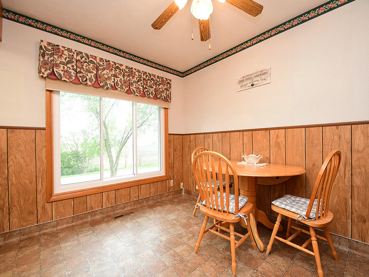 Minden, Iowa 51553, United States, 3 Bedrooms Bedrooms, ,2 BathroomsBathrooms,Residential,Pending,131946