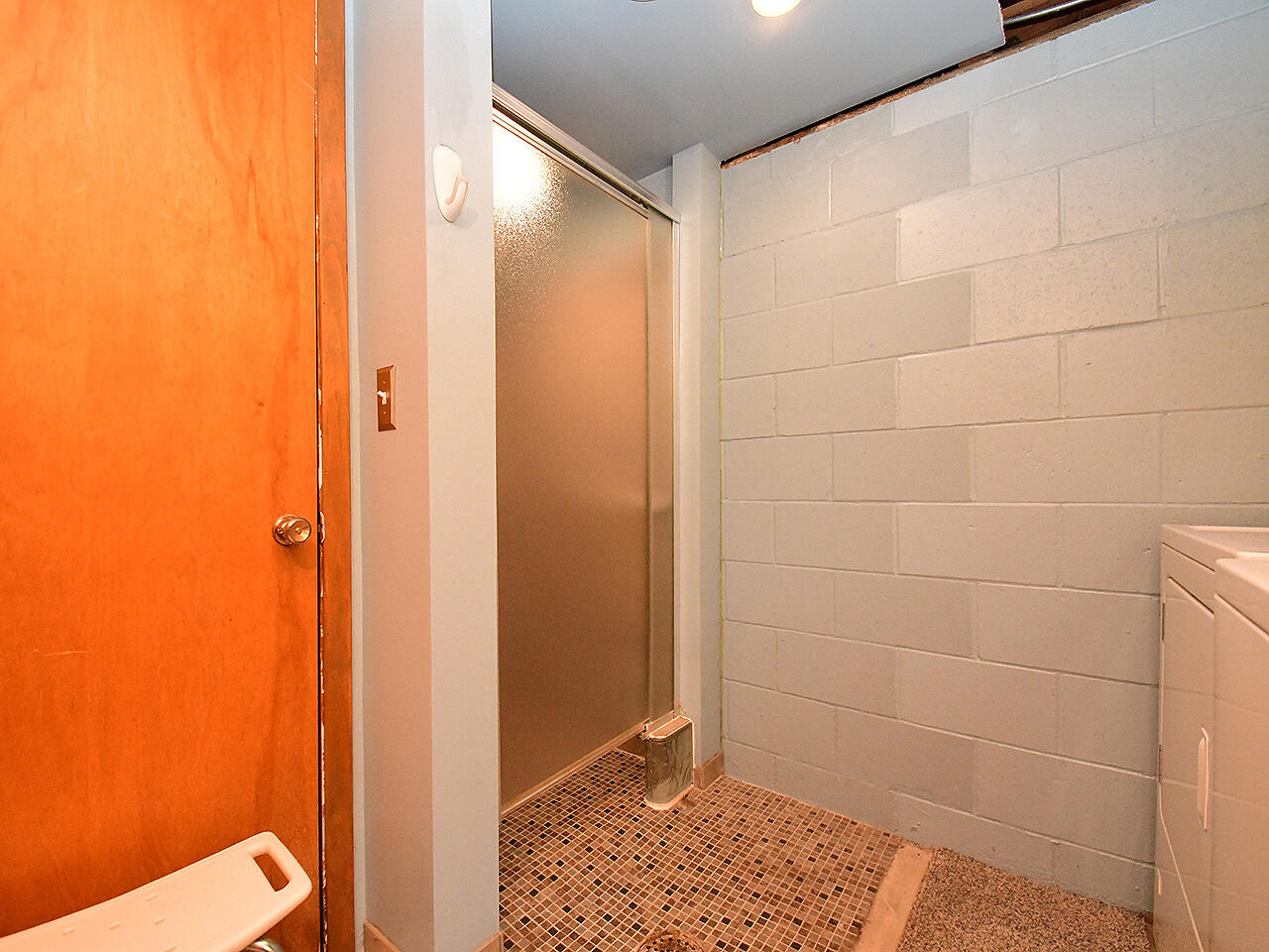 Minden, Iowa 51553, United States, 3 Bedrooms Bedrooms, ,2 BathroomsBathrooms,Residential,Pending,131946