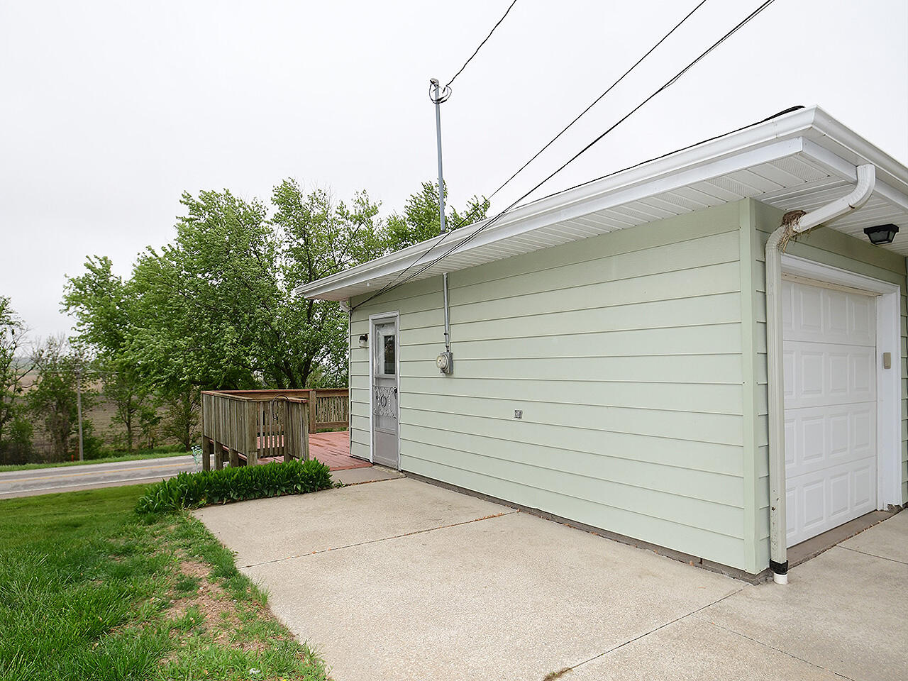 Minden, Iowa 51553, United States, 3 Bedrooms Bedrooms, ,2 BathroomsBathrooms,Residential,Pending,131946