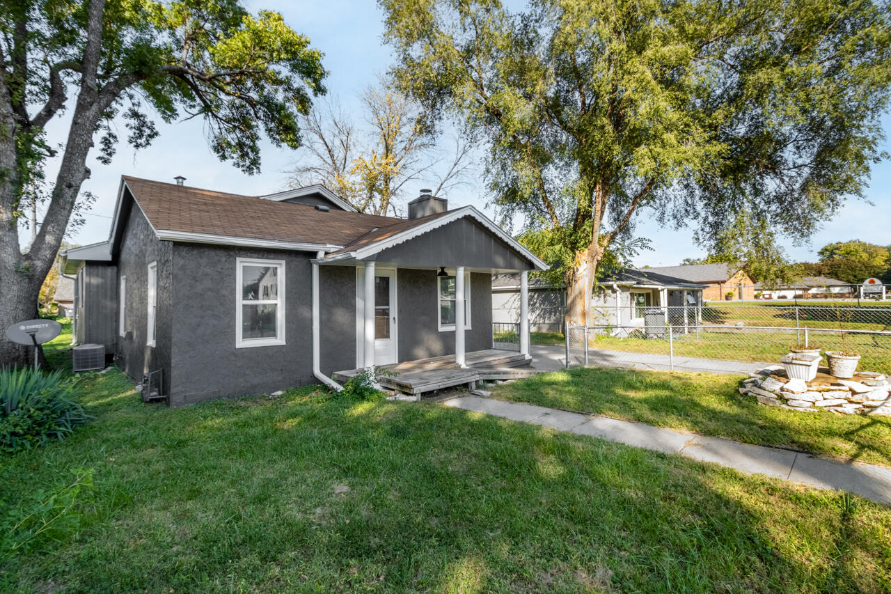 Council Bluffs, Iowa 51501, United States, 3 Bedrooms Bedrooms, ,2 BathroomsBathrooms,Residential,Active,249395